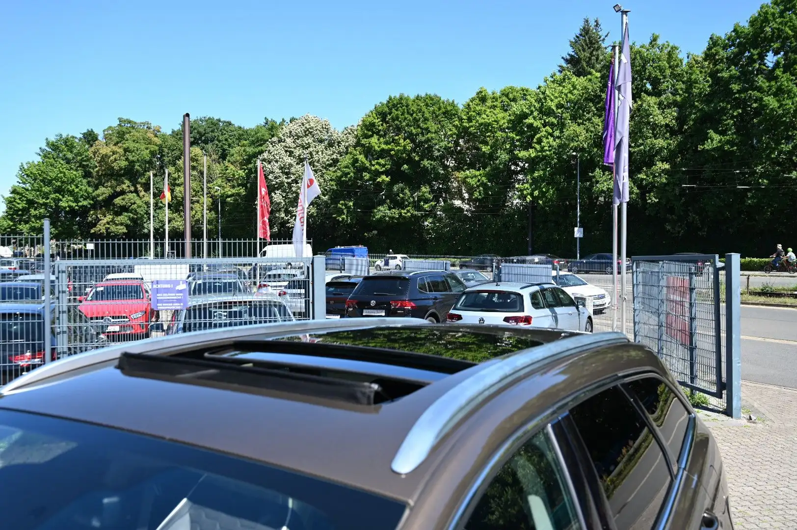 Ford Mondeo Turnier 2.0 TDCi Vignale Leder Navi Pano Braun - 2