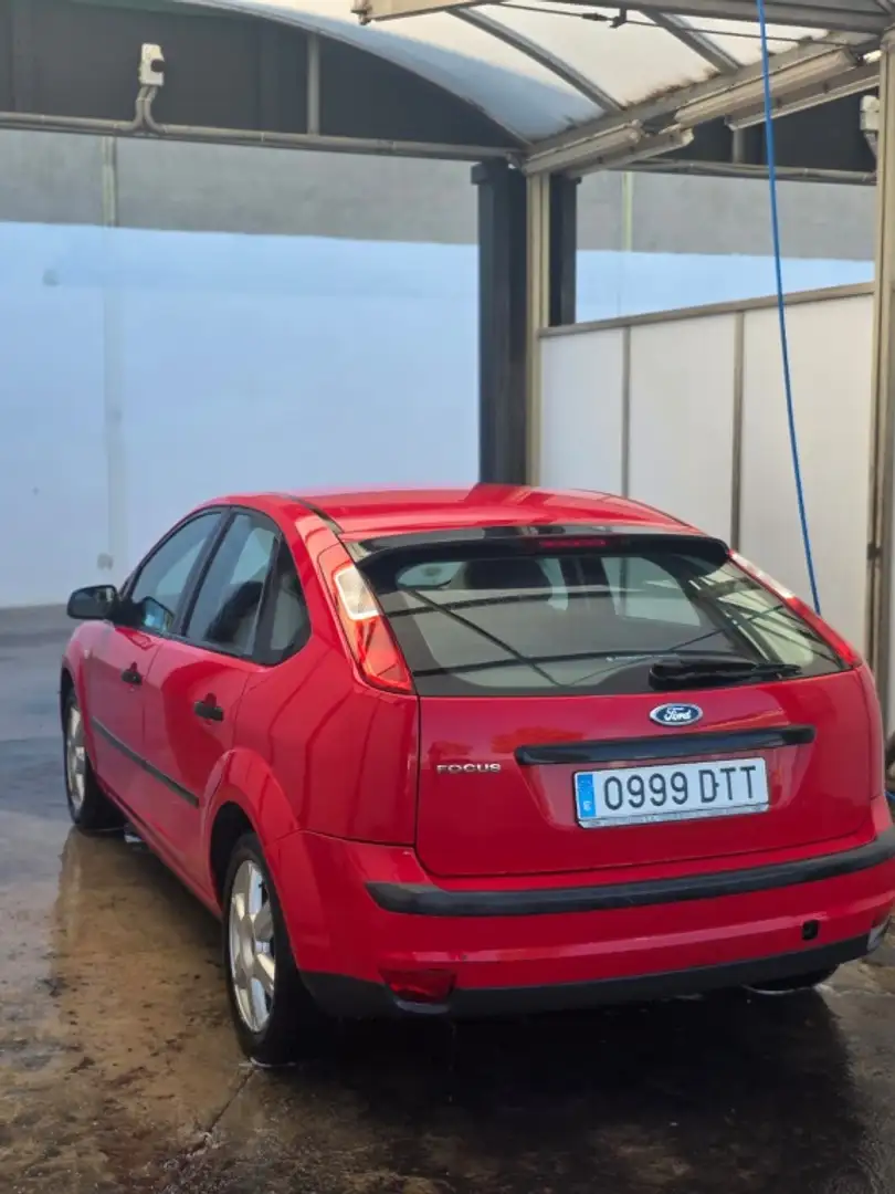 Ford Focus 1.6 Trend Rouge - 1