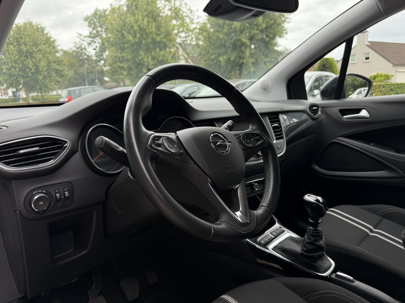 Opel Crossland 1.2 Turbo Edition — photo 8