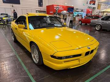 5.0V12 CSI BODY  KIT  M PACK
