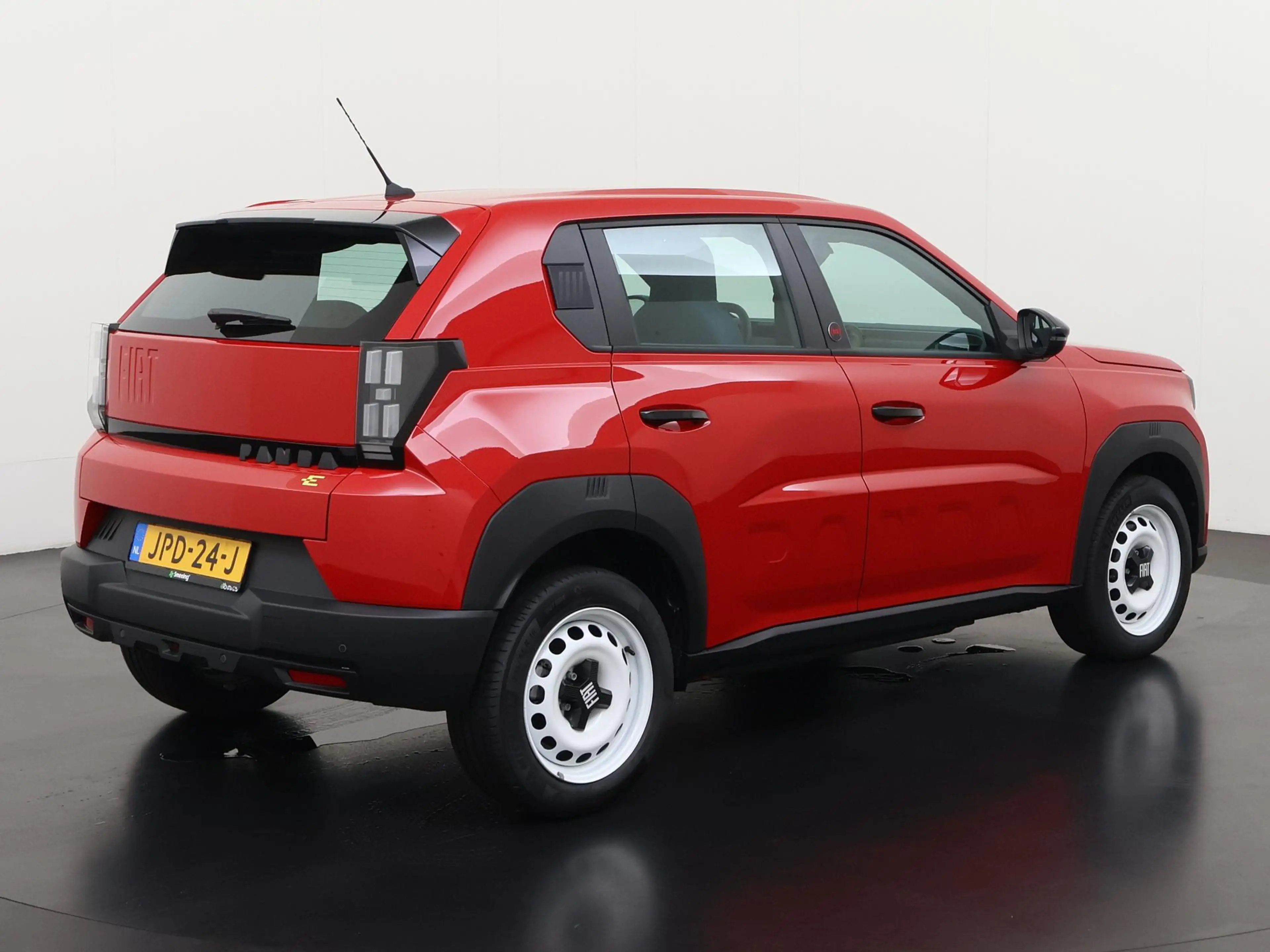 Fiat Grande Panda RED 11kW 44 kWh | Apple/Android Carplay | Digital — photo 4