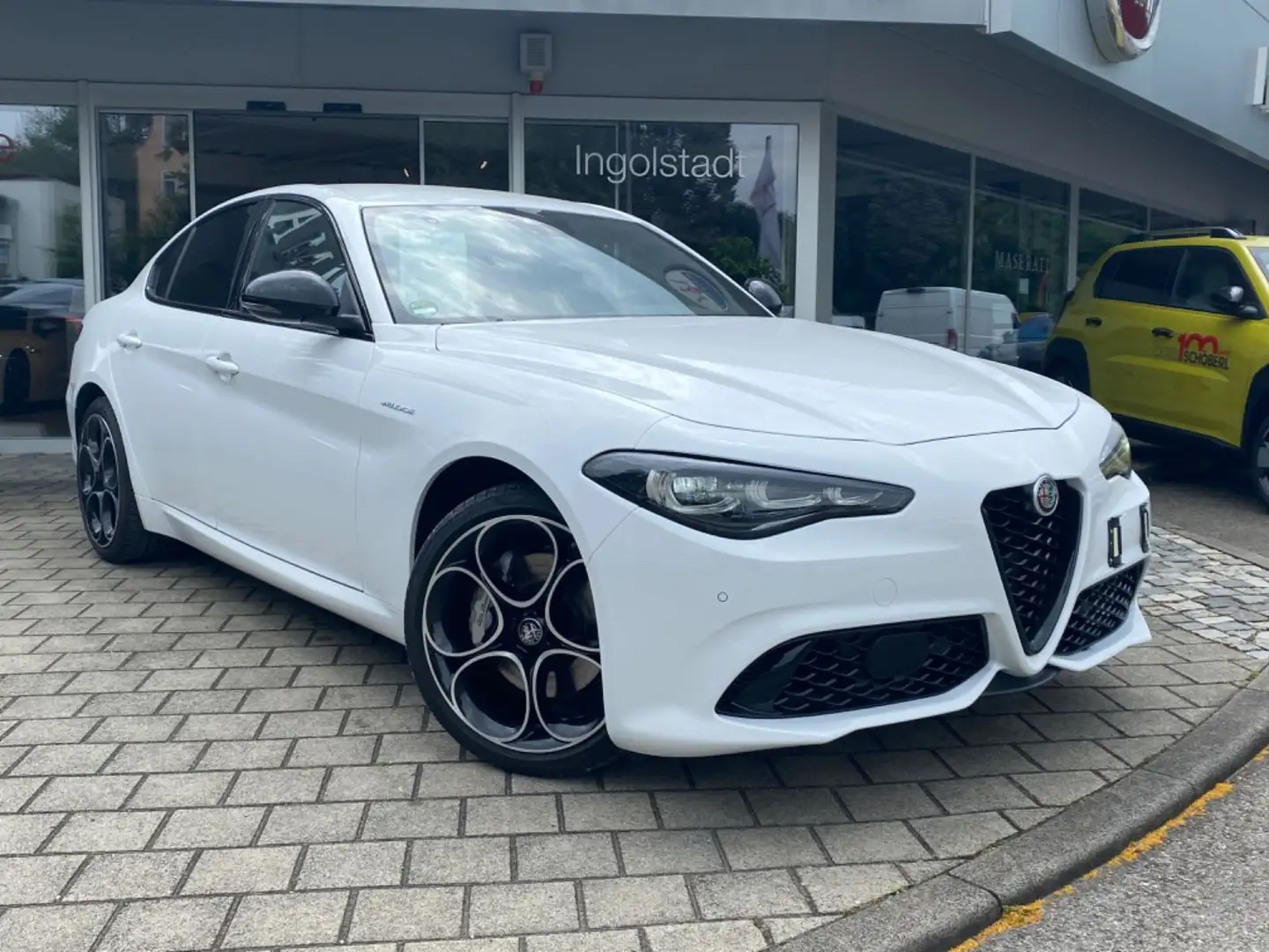 Alfa Romeo Giulia Veloce Q4  Facelift 280 AT Blanc - 2