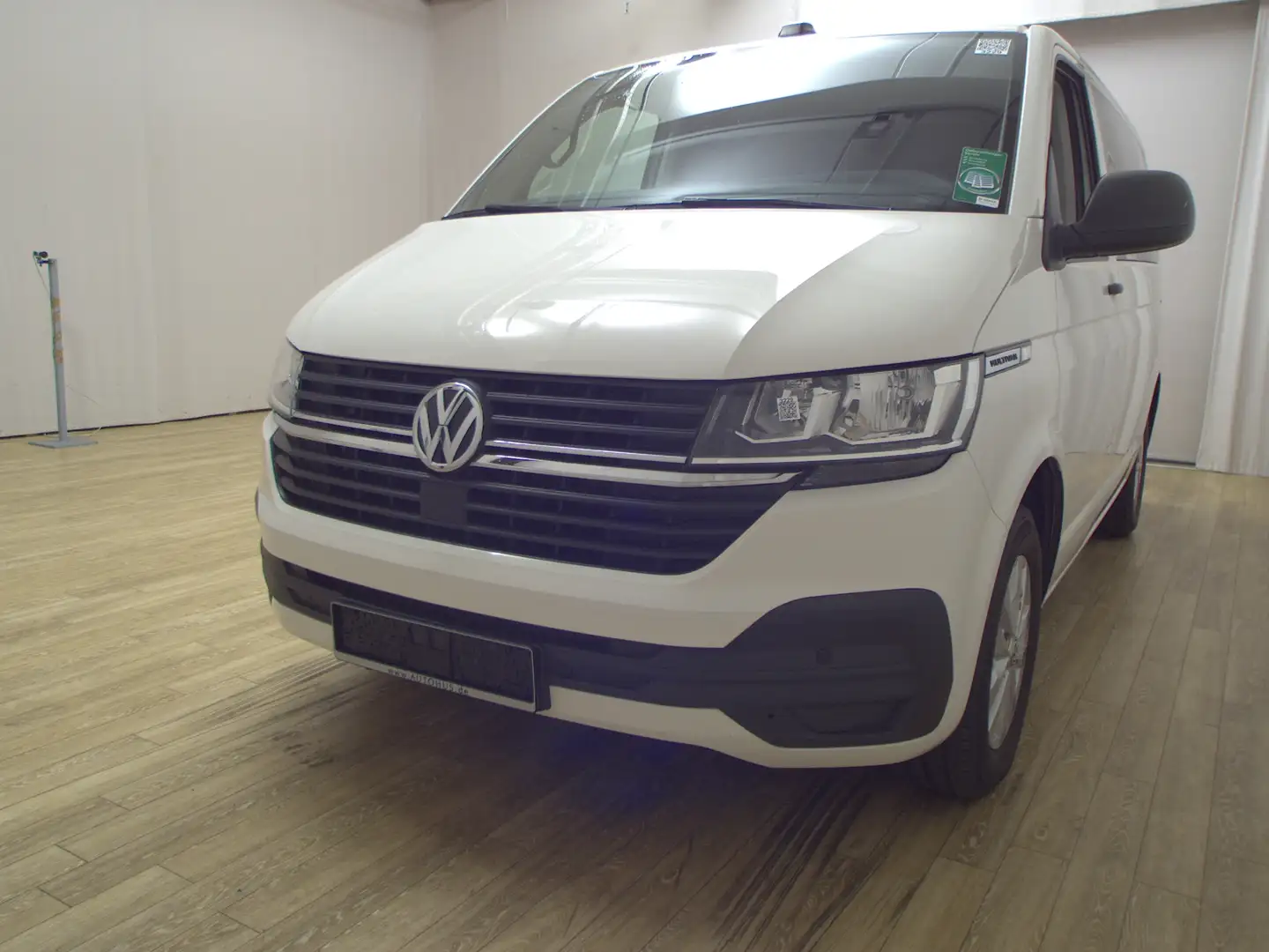 Volkswagen T6.1 Multivan 2.0 TDI Family AHK PDC Shz Blanco - 2
