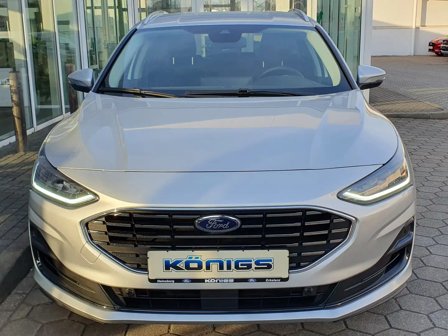 Ford Focus Titanium X "Navigation-KeyFree-Rückfahrkamera" Zilver - 2