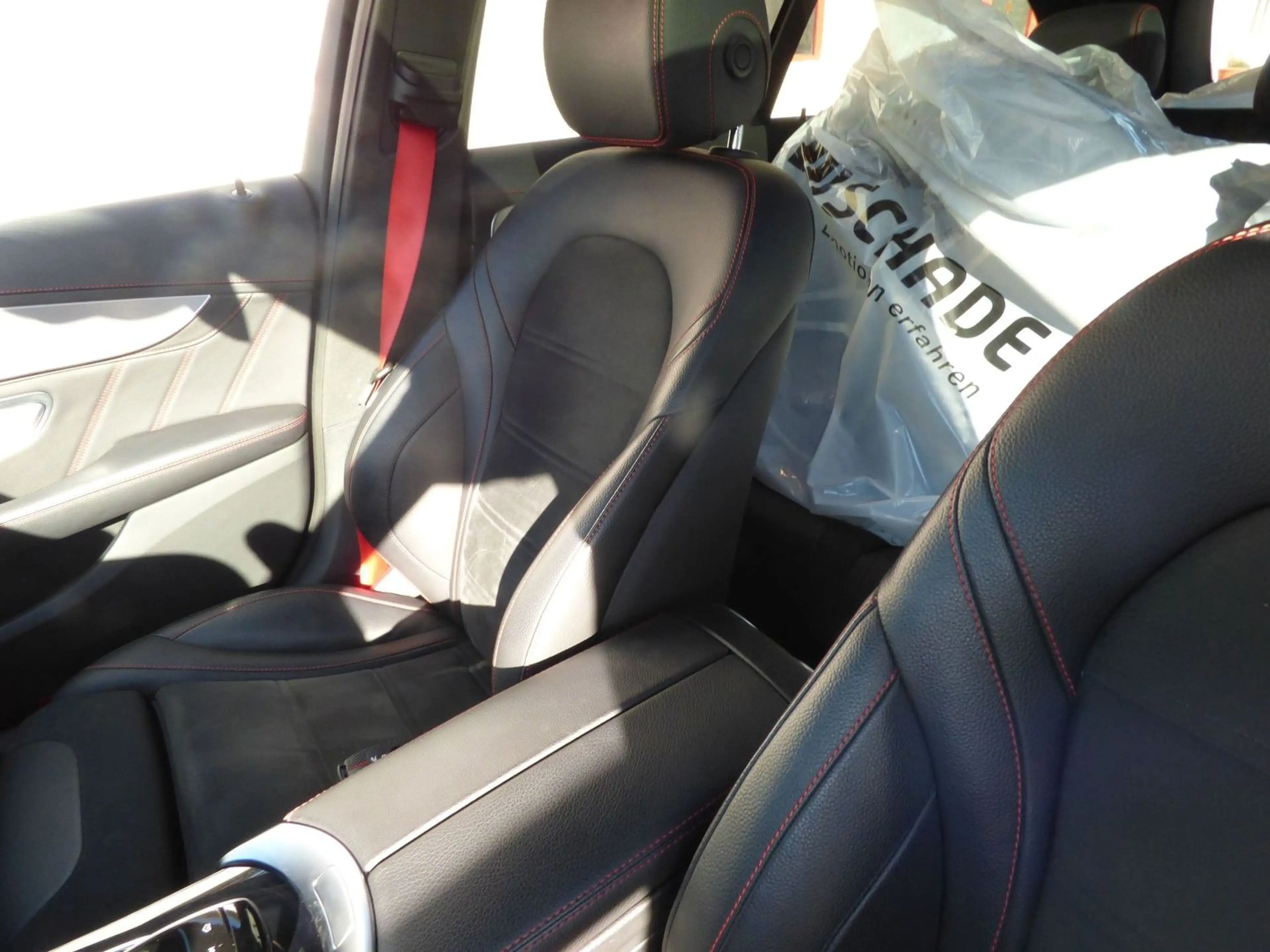 Mercedes-Benz C 43 AMG AMG C 43 4Matic — photo 12