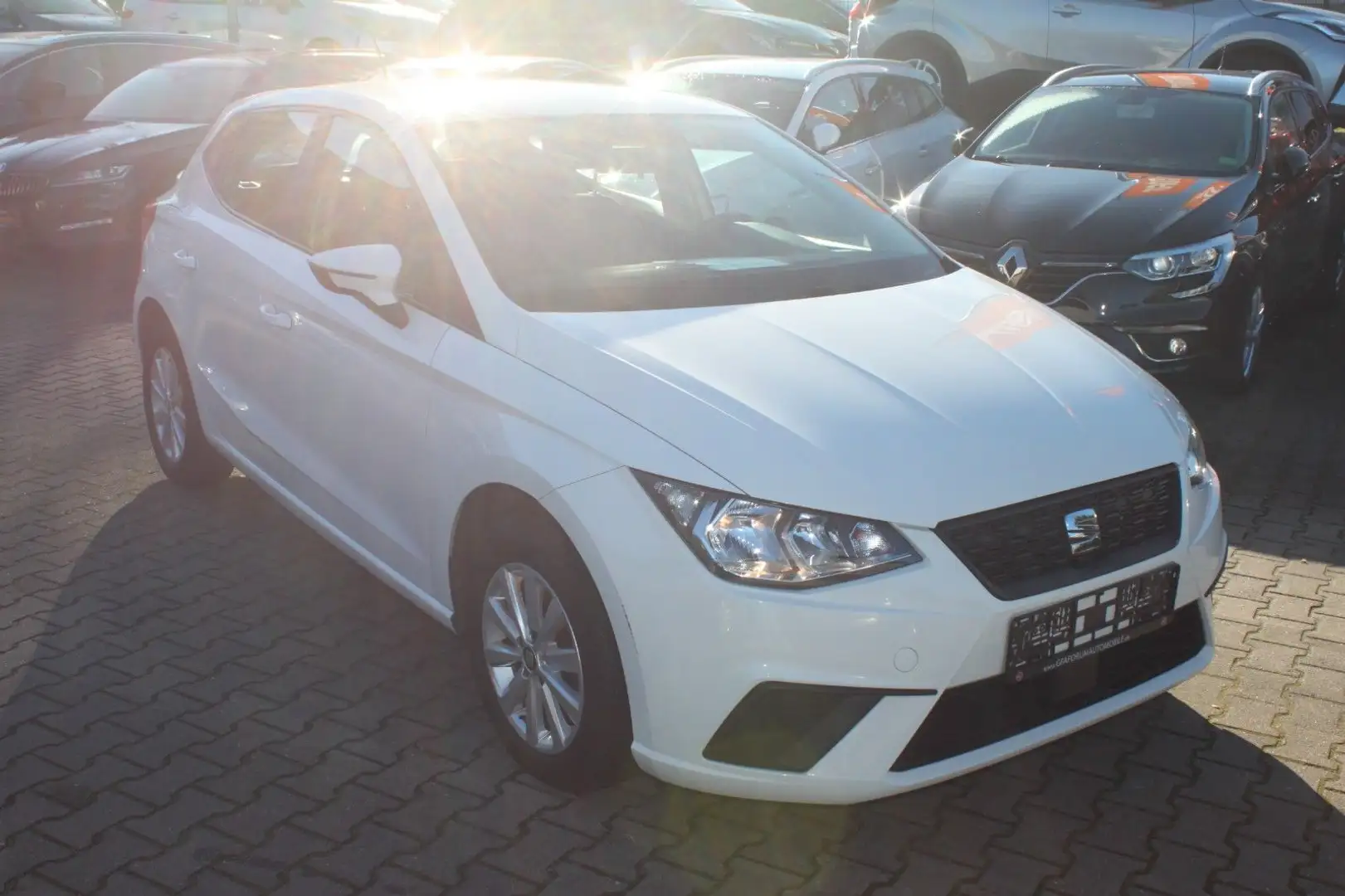 SEAT Ibiza Style Automatik Weiß - 2