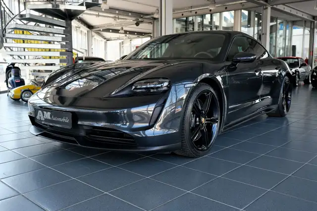 Porsche Taycan 4S Vierradlenkung/Bose/Pano/Matrix-LED