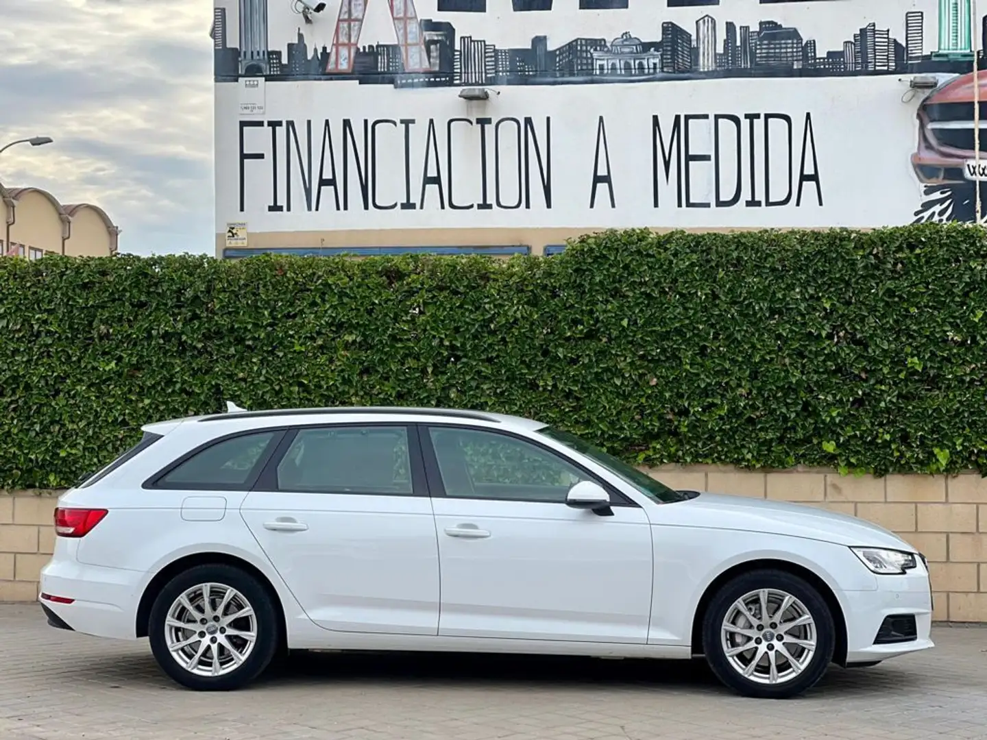Audi A4 Avant 2.0TDI Advanced ed. quattro S-T 140kW Blanco - 2