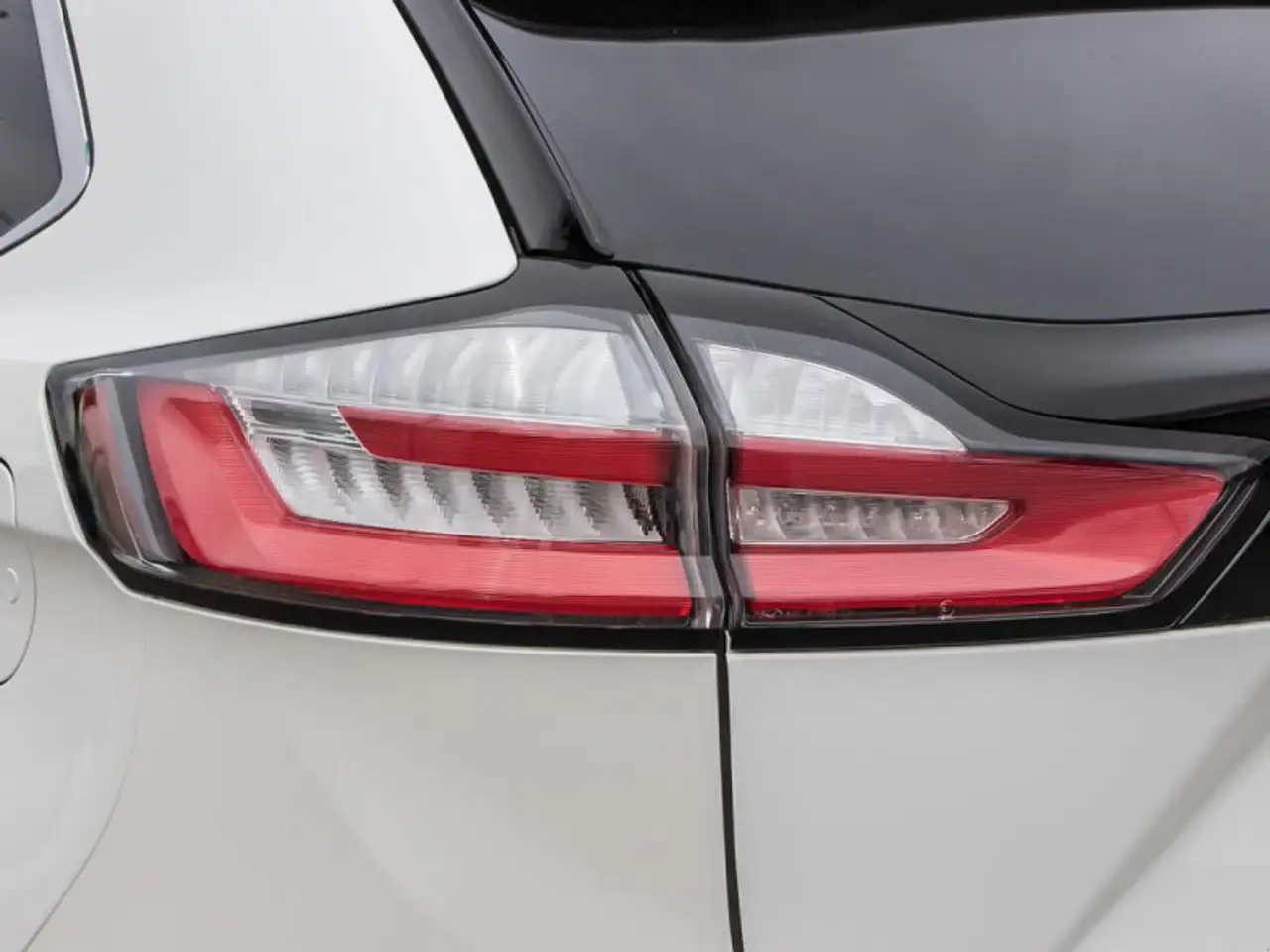 Ford Edge снимка Ford Edge