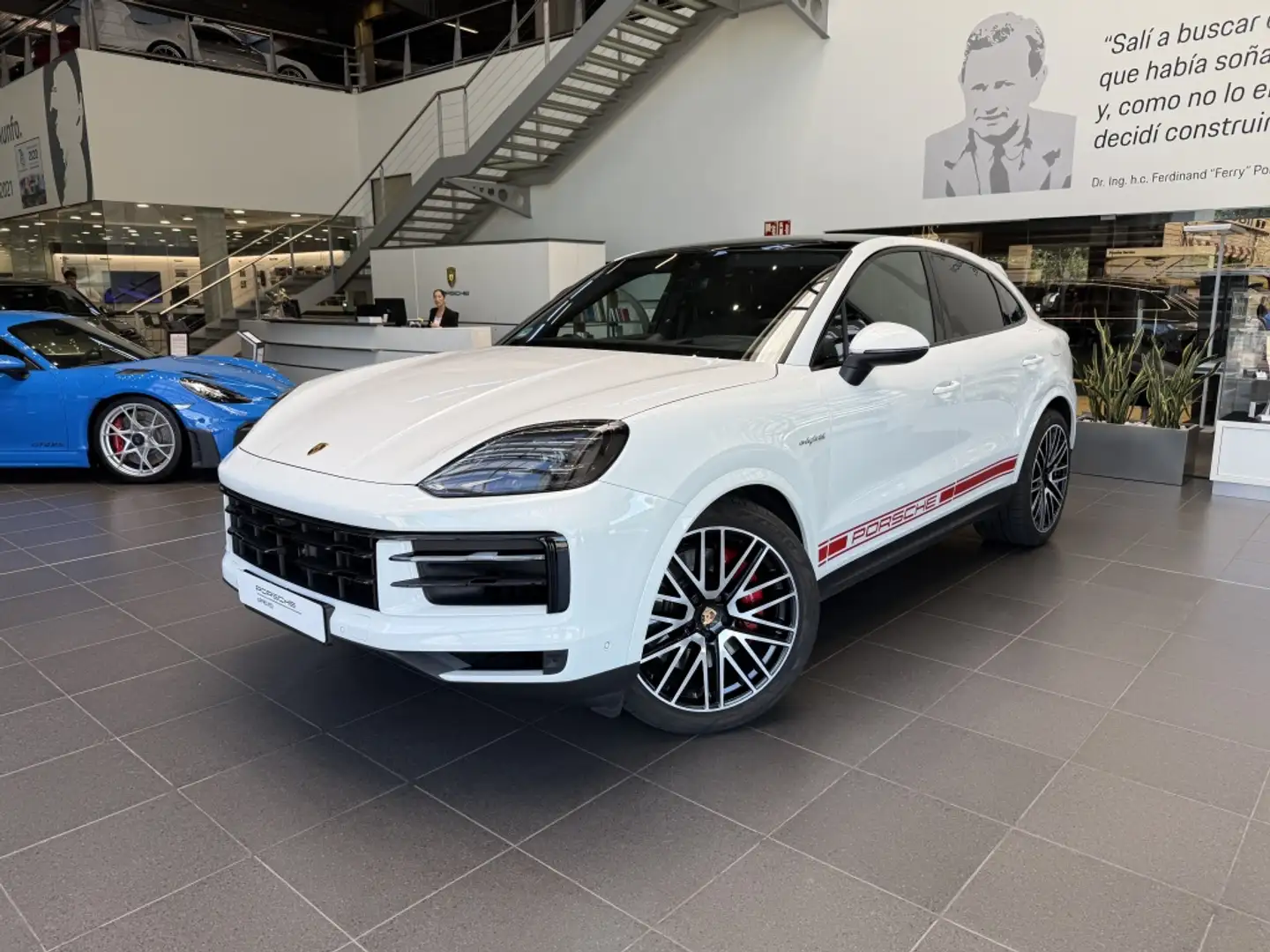 Porsche Cayenne Coupé E-Hybrid S Aut. - 1