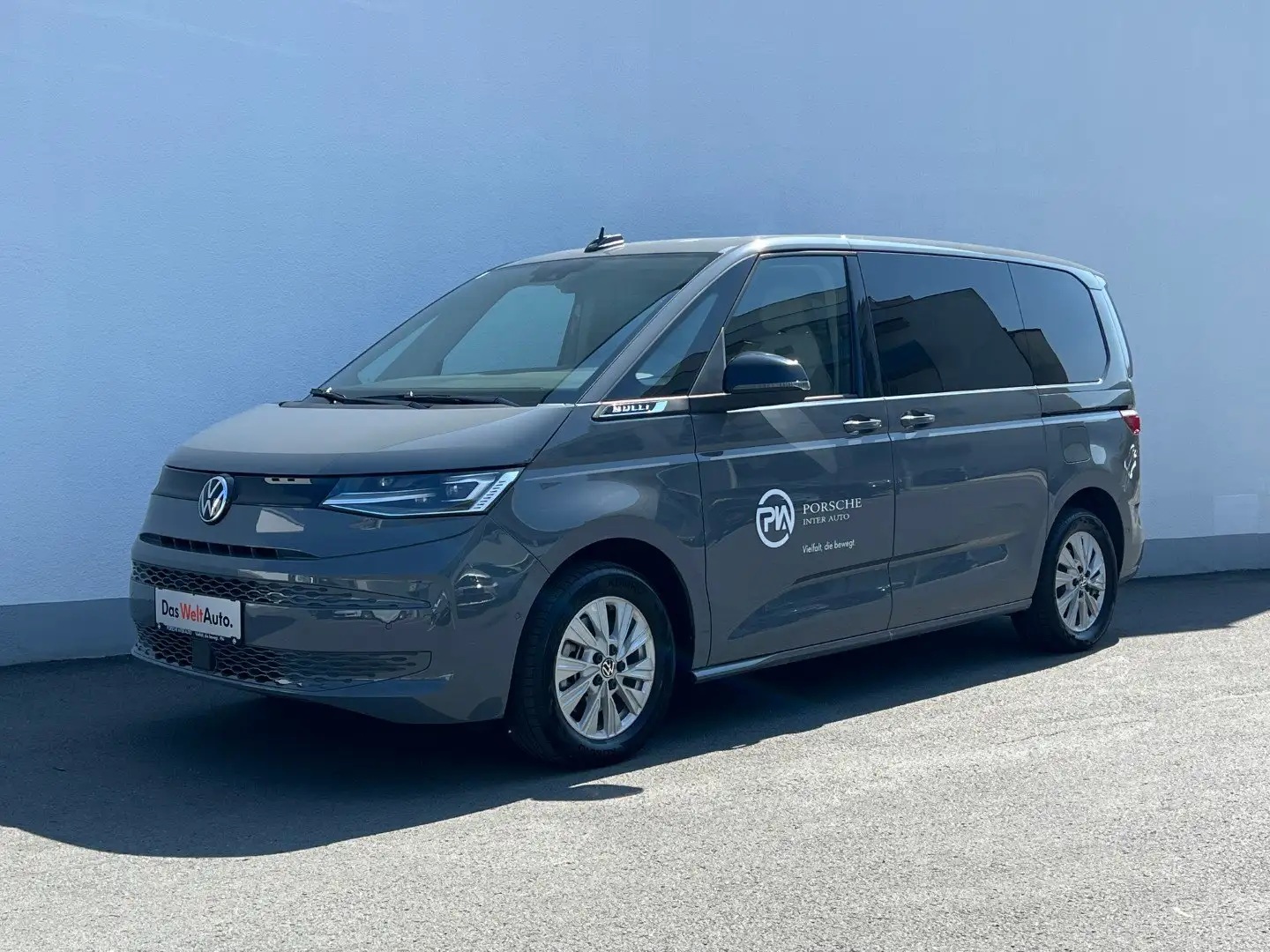 Volkswagen T7 Multivan VW T7 Multivan Business eHybrid 180 kW 4MOTION Grau - 1