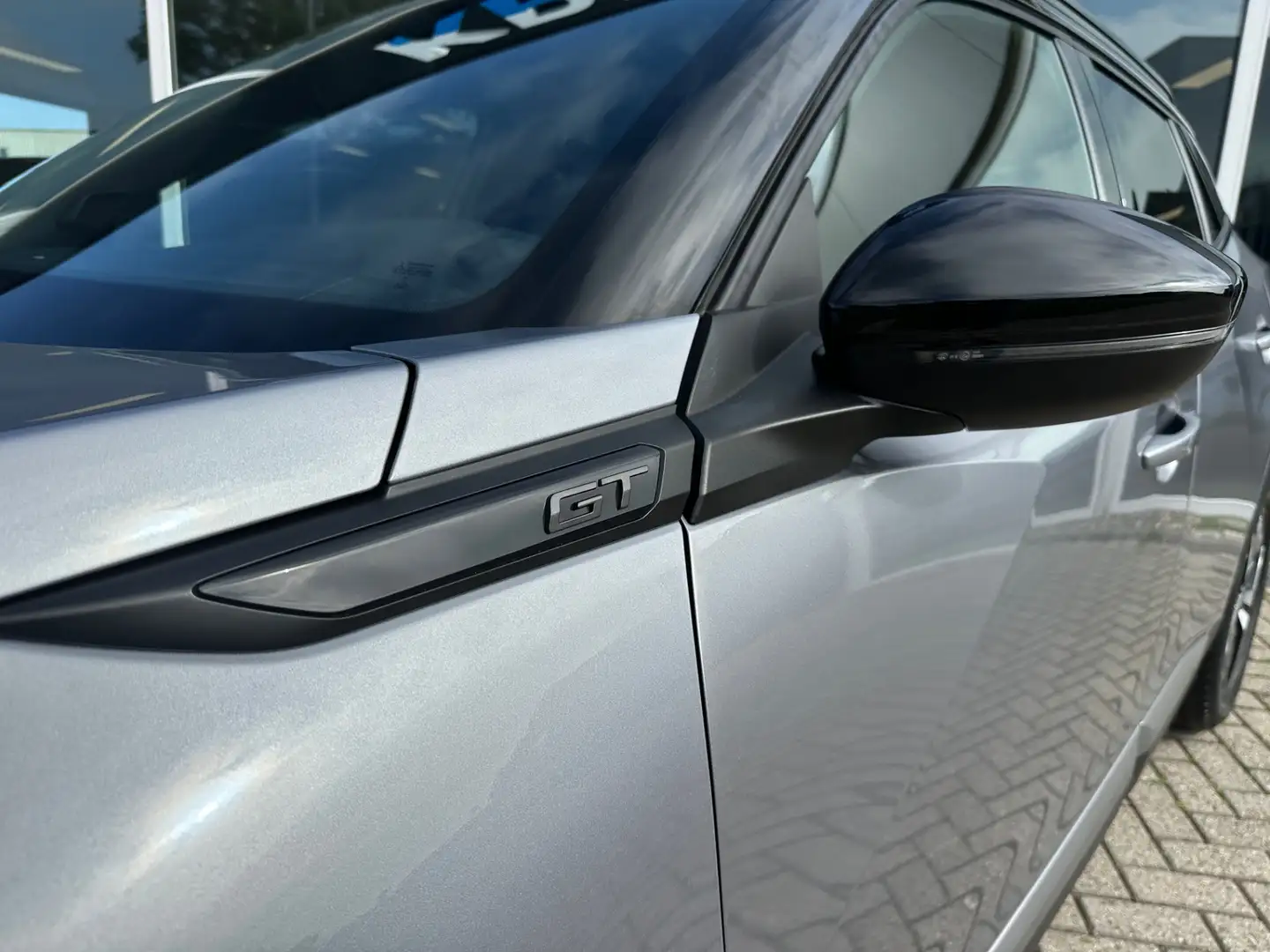 Peugeot 2008 1.2 PureTech 130 GT Line | Camera Argent - 2