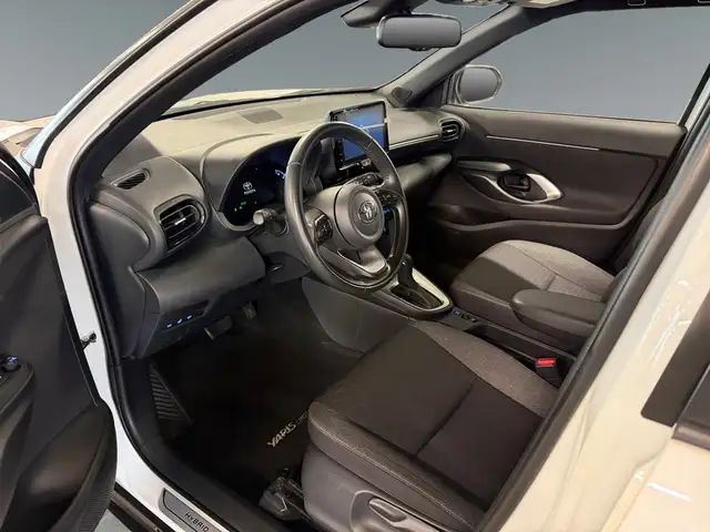 Toyota Yaris Cross view 10