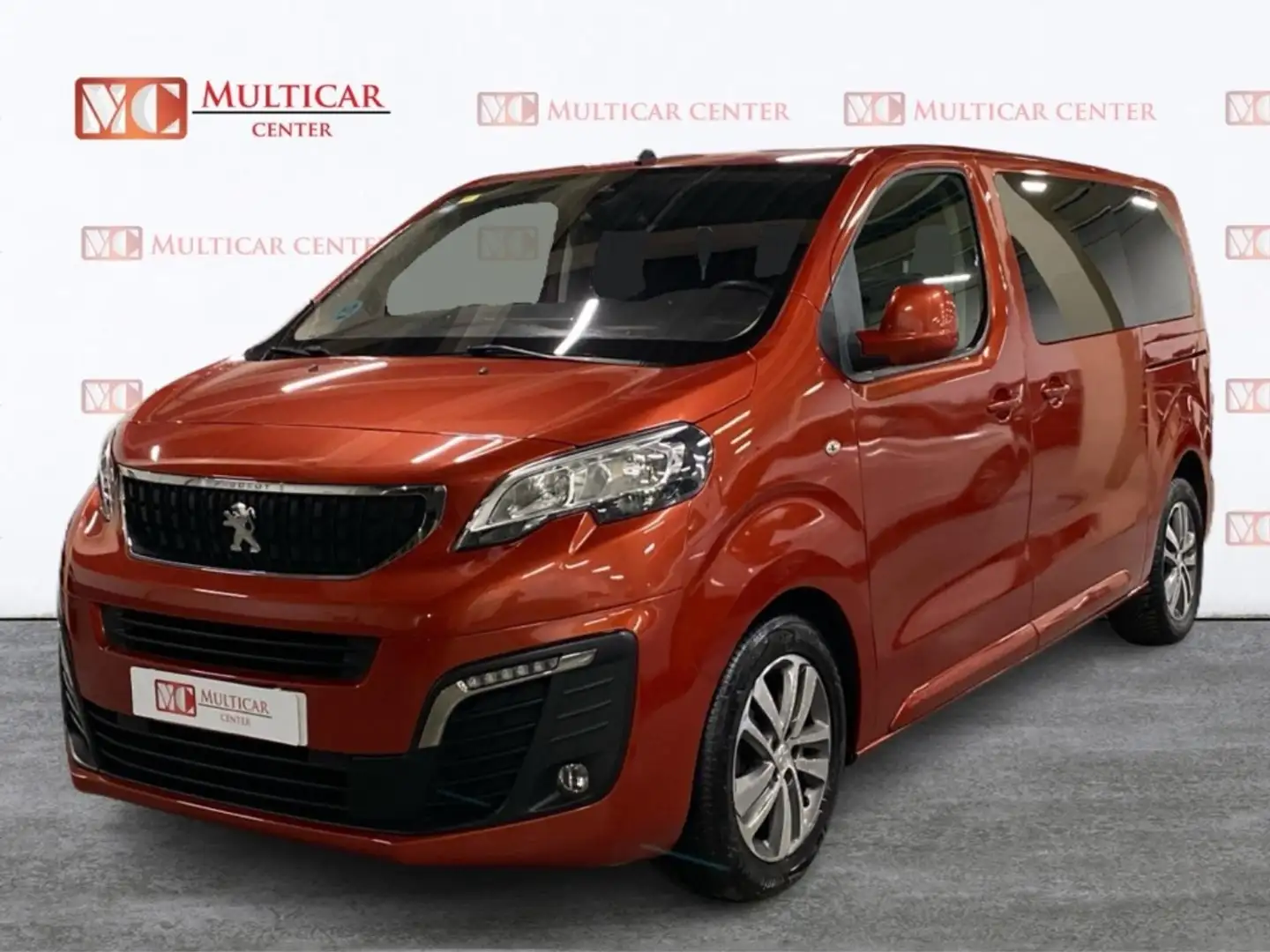 Peugeot Traveller 2.0 BLUEHDI 110KW S&S STANDARD BUSINESS Rojo - 1