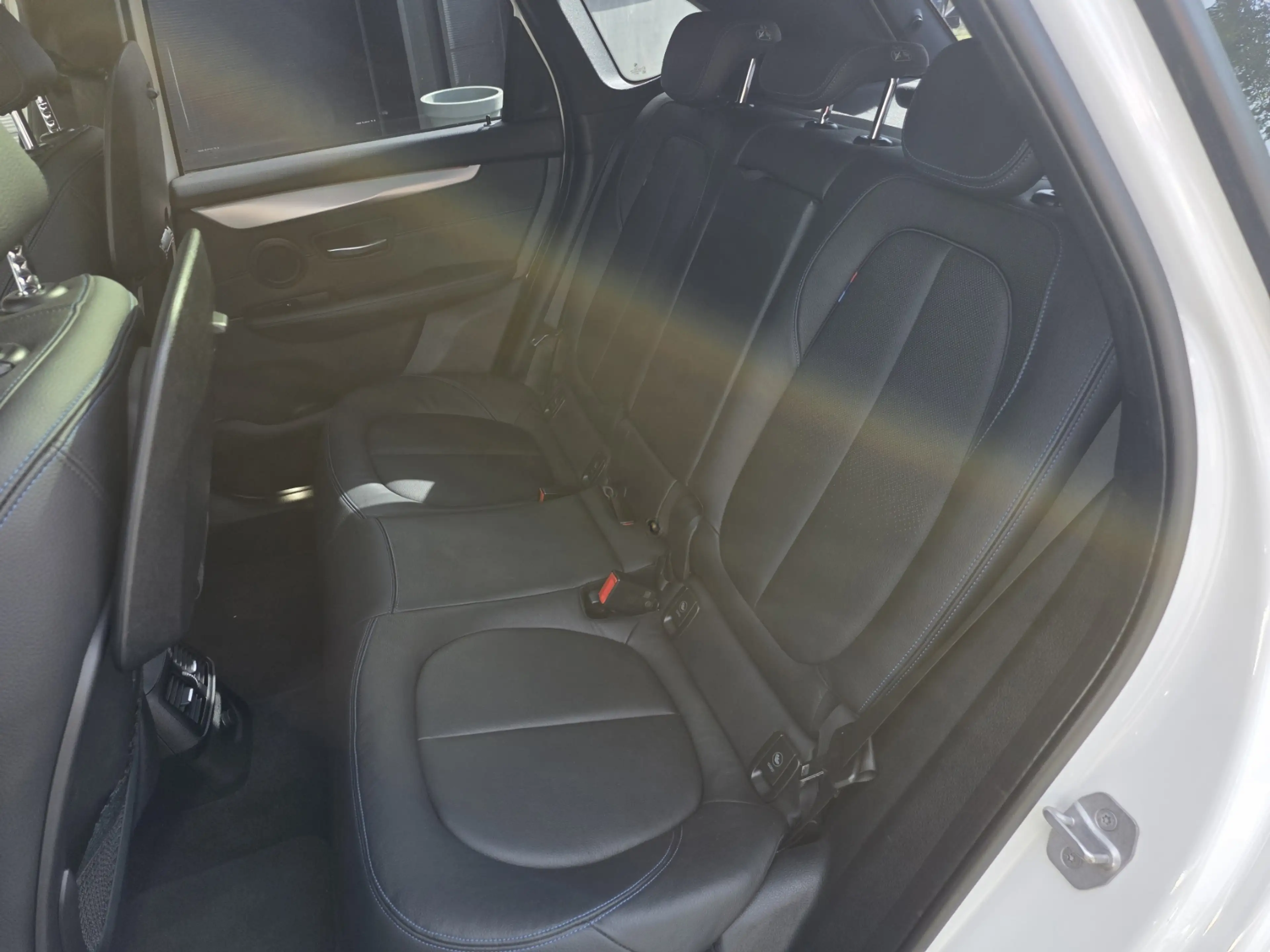 BMW 225 2-serie Active Tourer 225xe M-Sport - Centennial H — photo 14