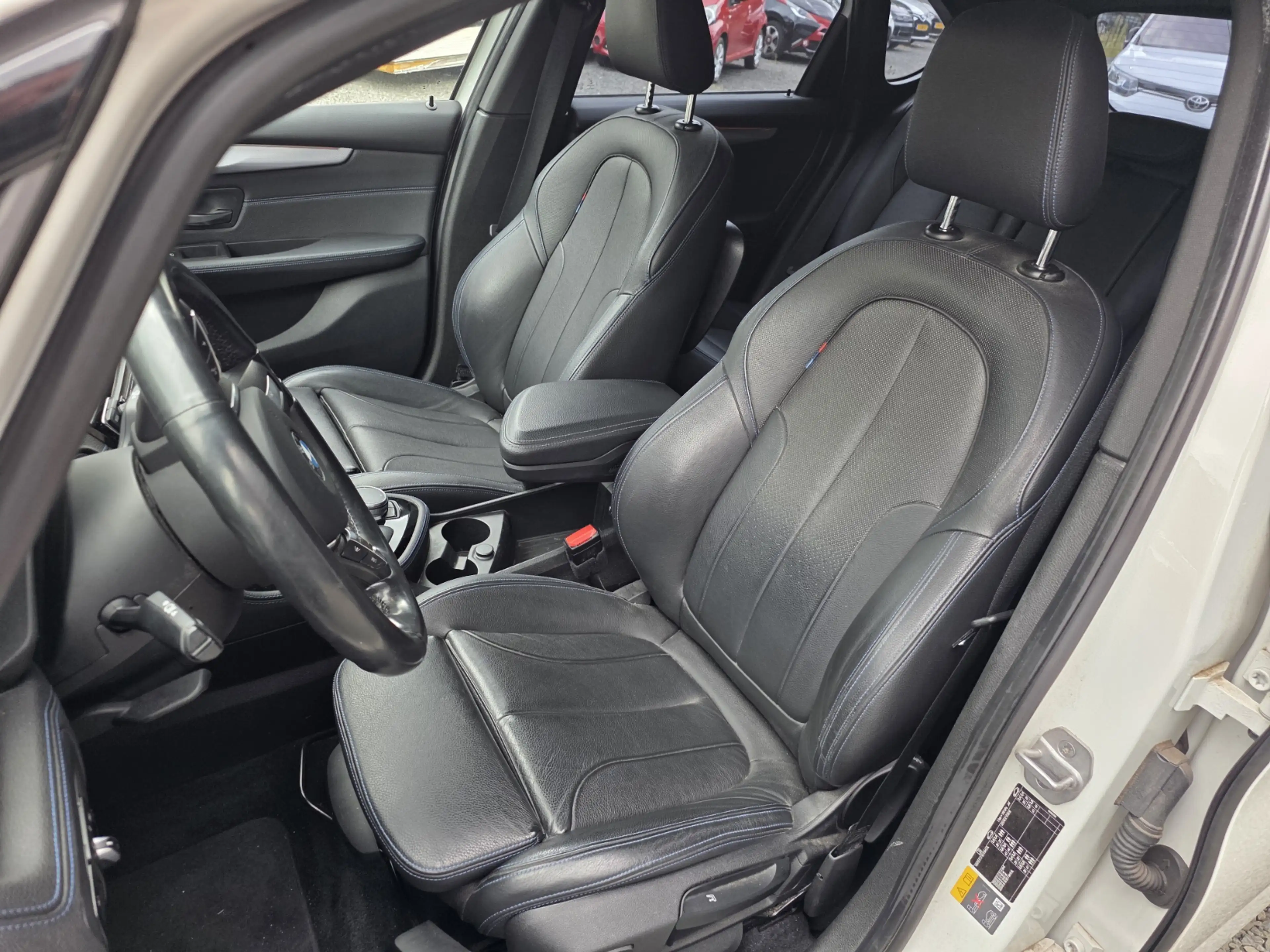 BMW 225 2-serie Active Tourer 225xe M-Sport - Centennial H — photo 5
