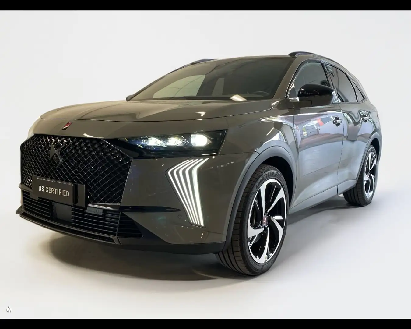 DS Automobiles DS 7 DS7 Perfo Line+ 300 4x4 E-TENSE Grigio - 2