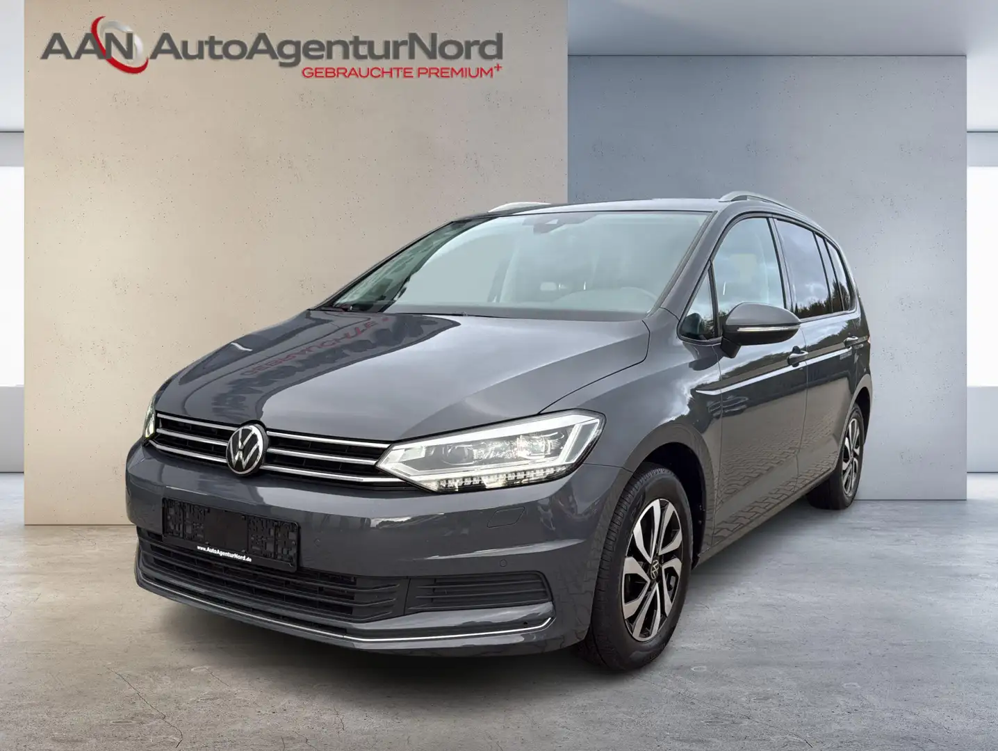 Volkswagen Touran 2.0 TDI DSG Active+AHK+ACC+KAMERA+LED - 1