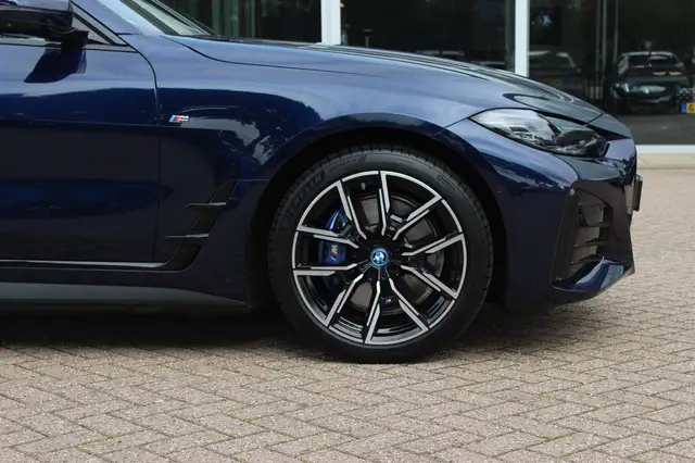 BMW I4 view 15