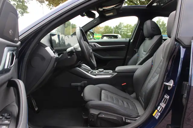 BMW I4 view 11
