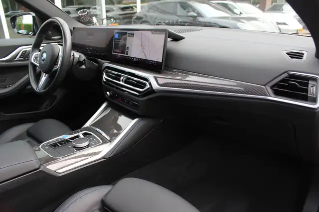 BMW I4 view 14
