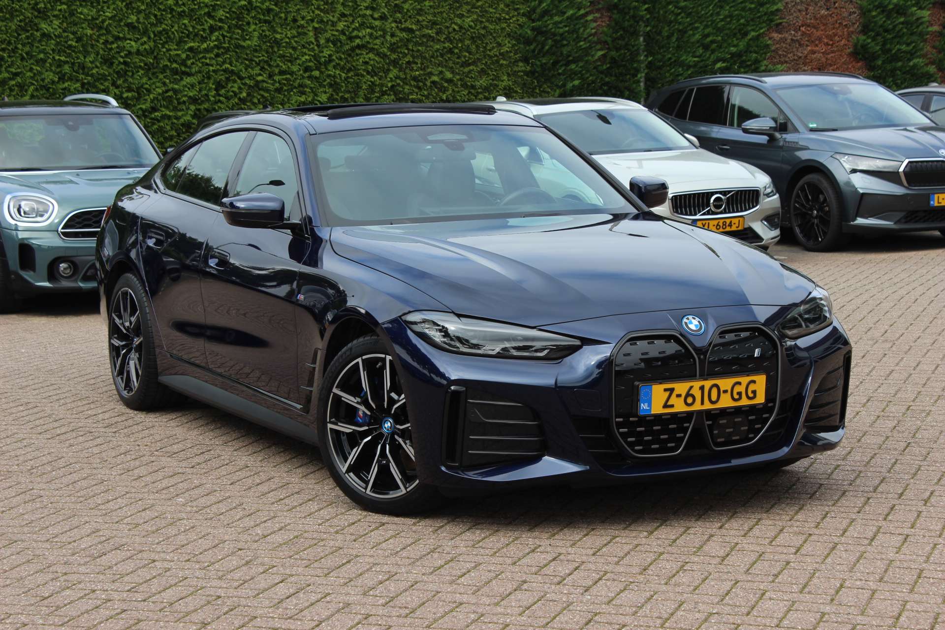 BMW i4