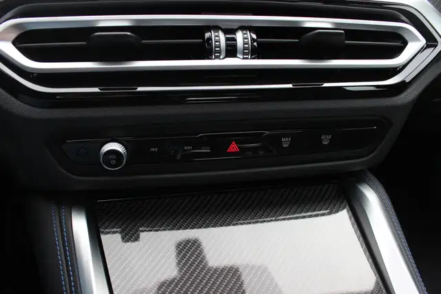 BMW I4 view 29