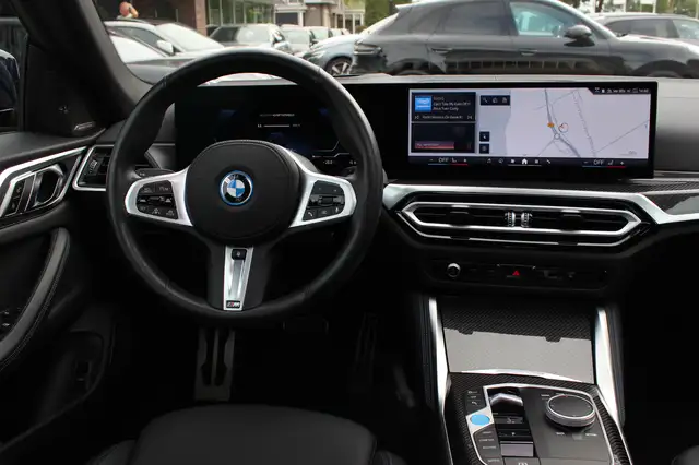 BMW I4 view 10