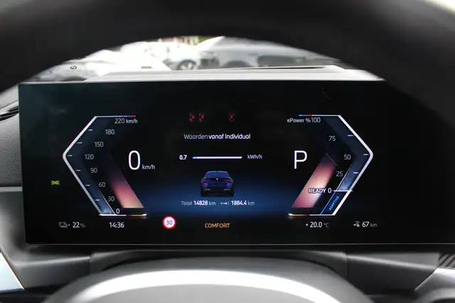 BMW I4 view 20