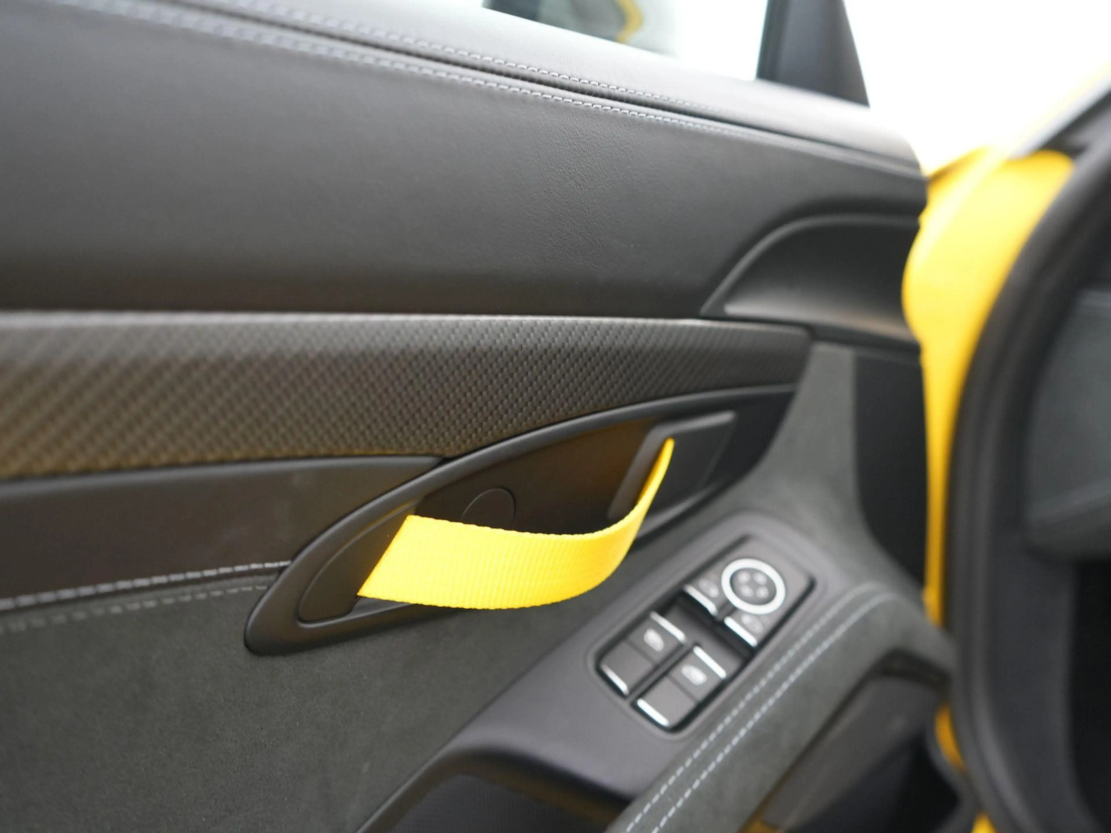 Porsche 718 GT4 RS — photo 14