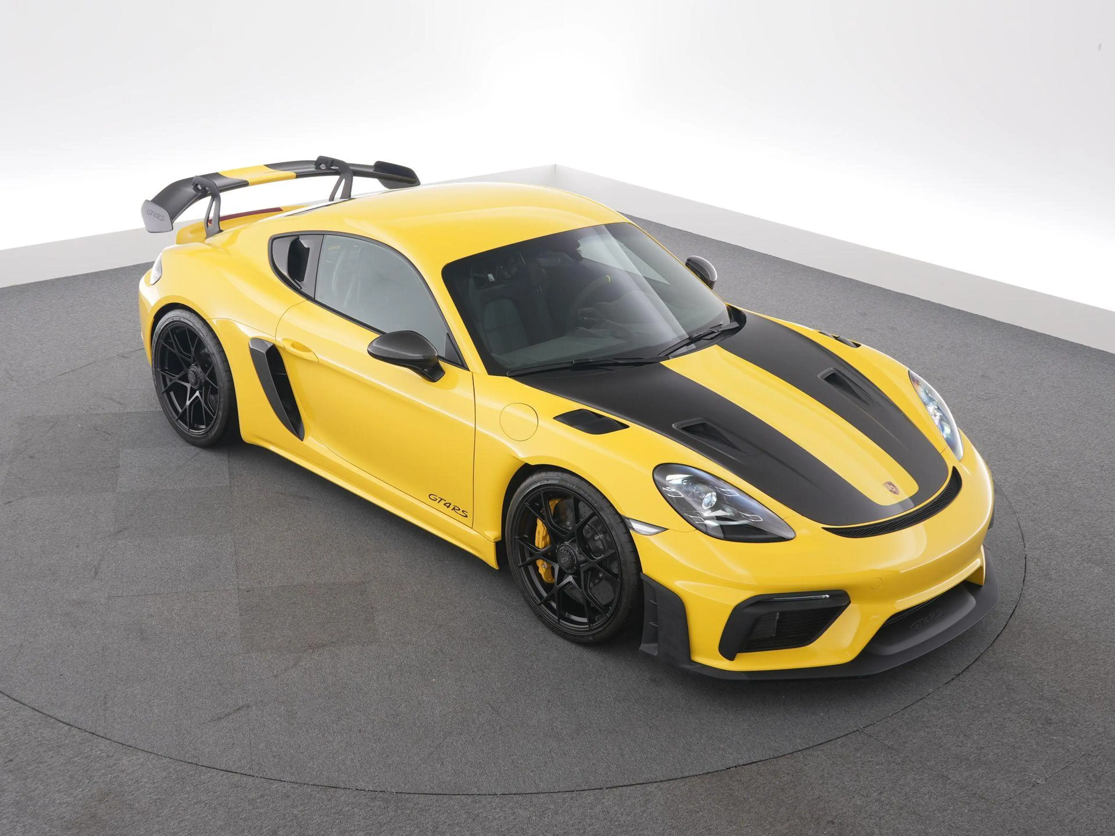 Porsche 718 GT4 RS — photo 9