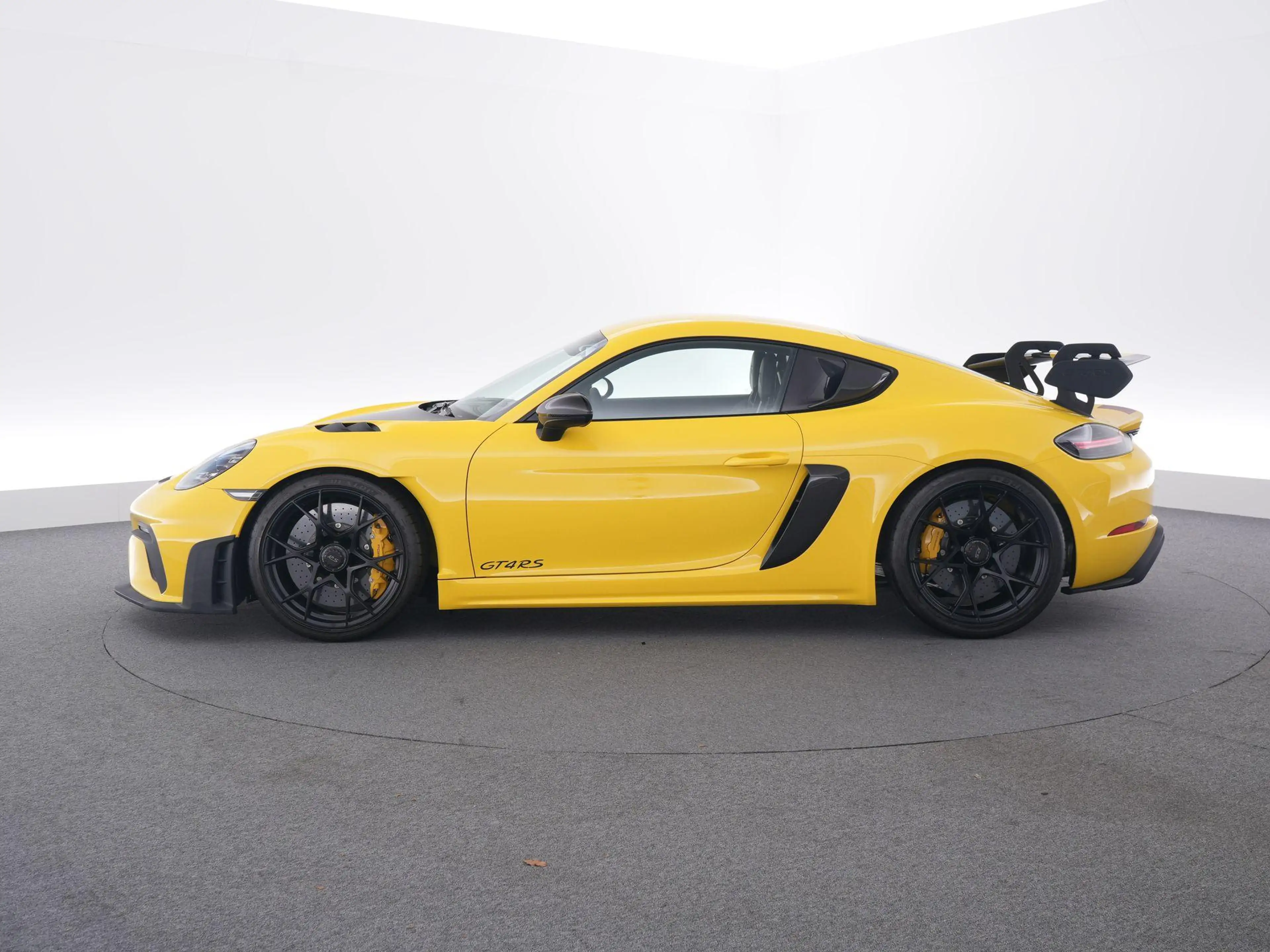 Porsche 718 GT4 RS — photo 2