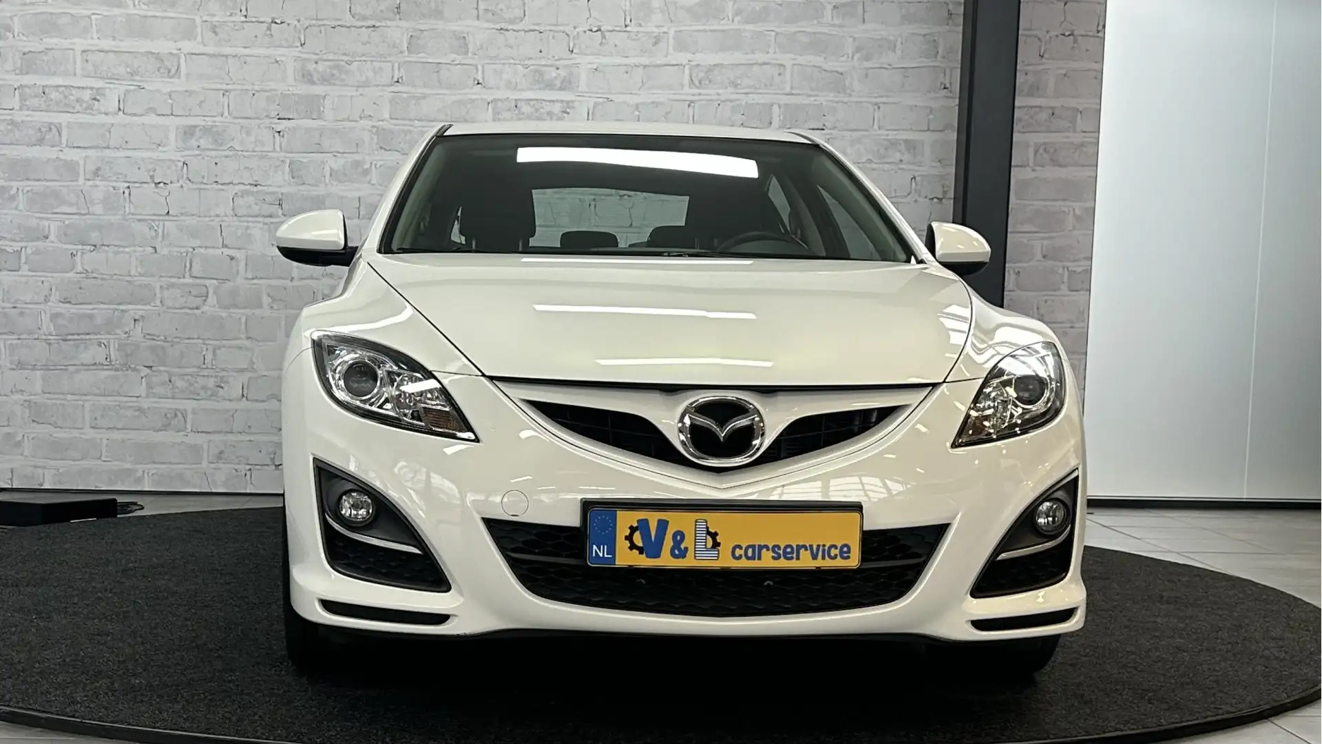 Mazda 6 1.8 TS / Stoelverwr. / Cruise / Trekhaak afnb. Wit - 2