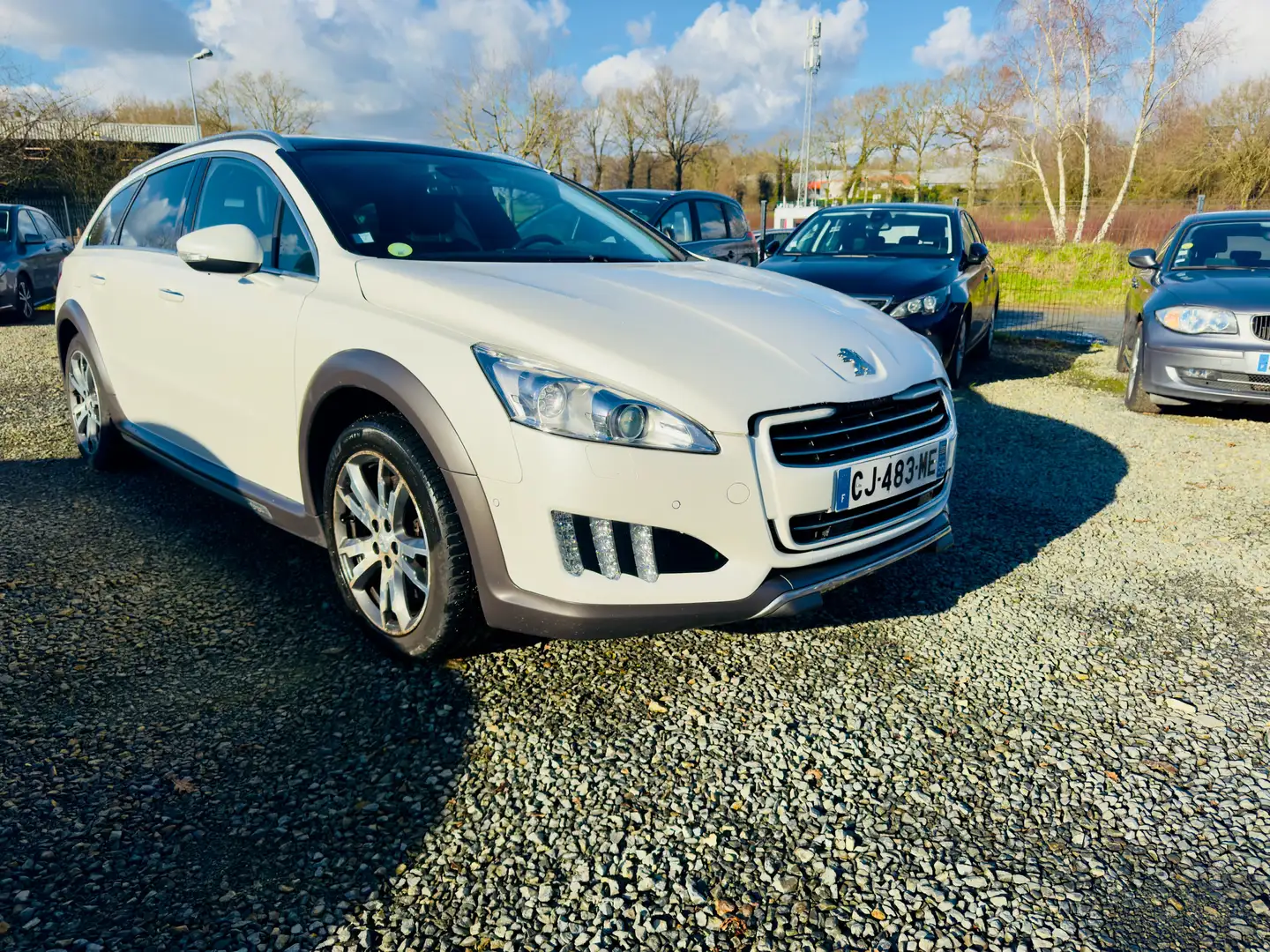 Peugeot 508 RXH 2.0 HDi 163ch FAP BMP6 + Electric 37ch Blanc - 1