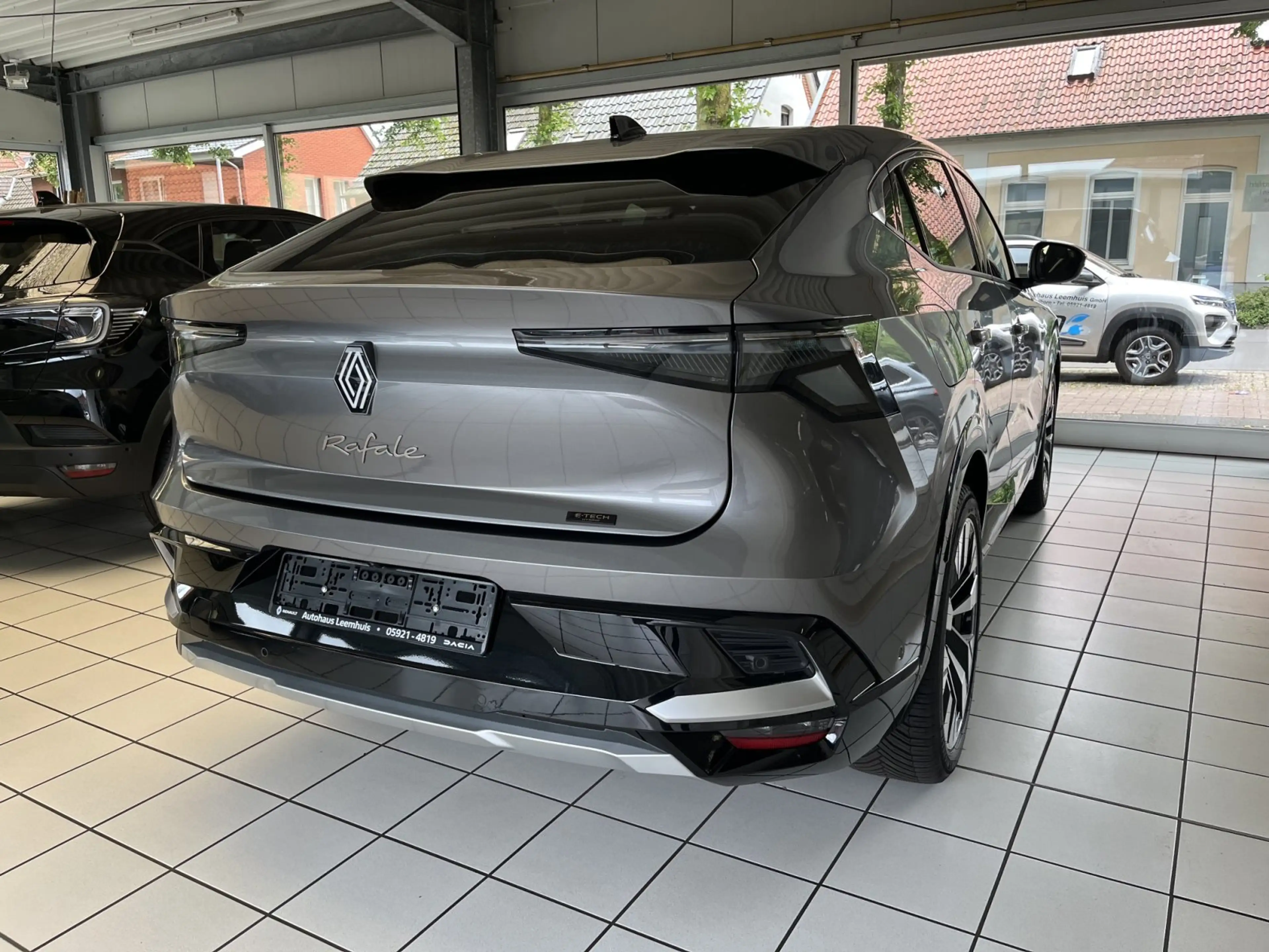 Renault Rafale 1.2 E-TECH Hybrid 200 Techno (EURO 6e) — photo 2