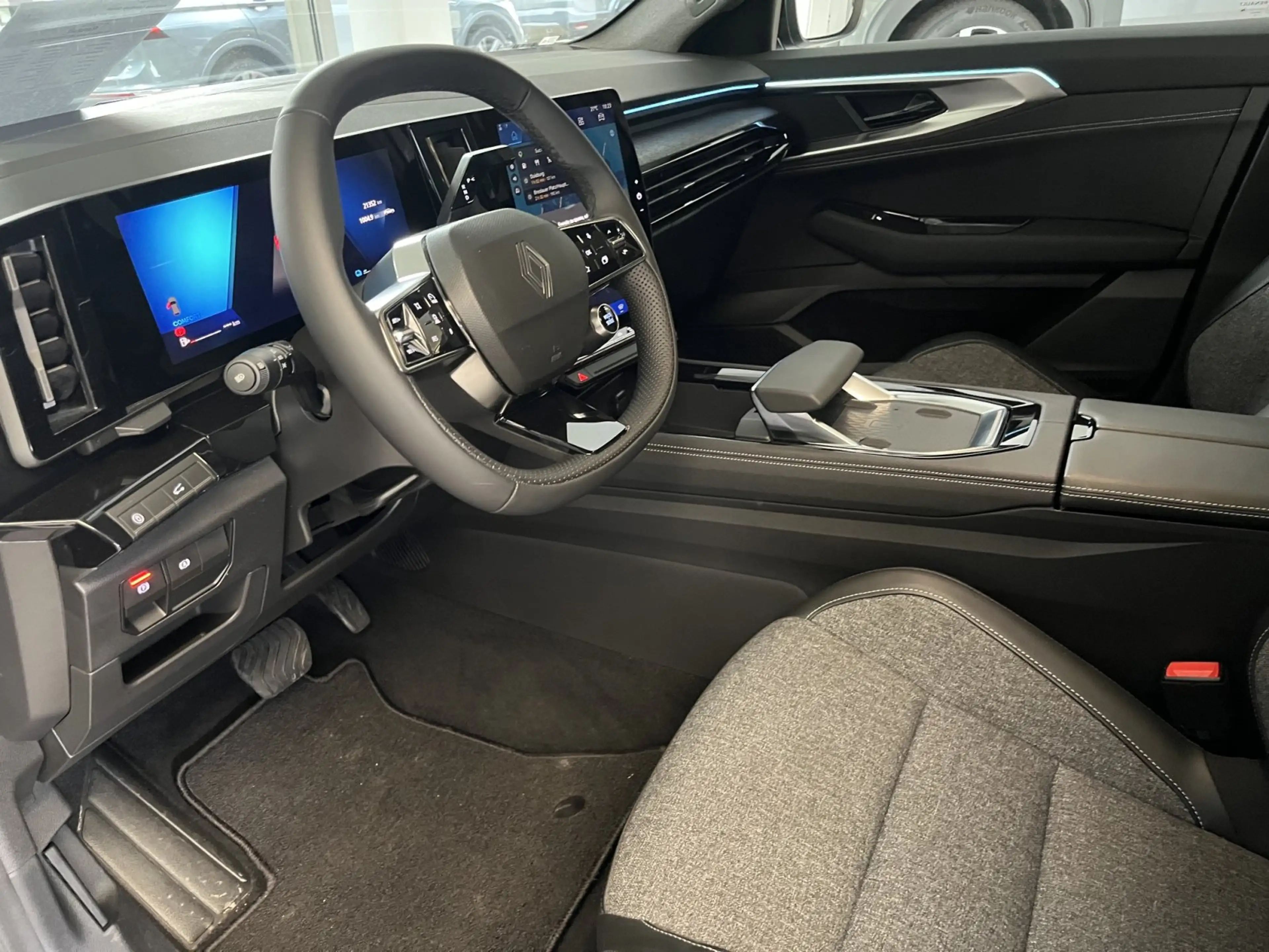 Renault Rafale 1.2 E-TECH Hybrid 200 Techno (EURO 6e) — photo 5