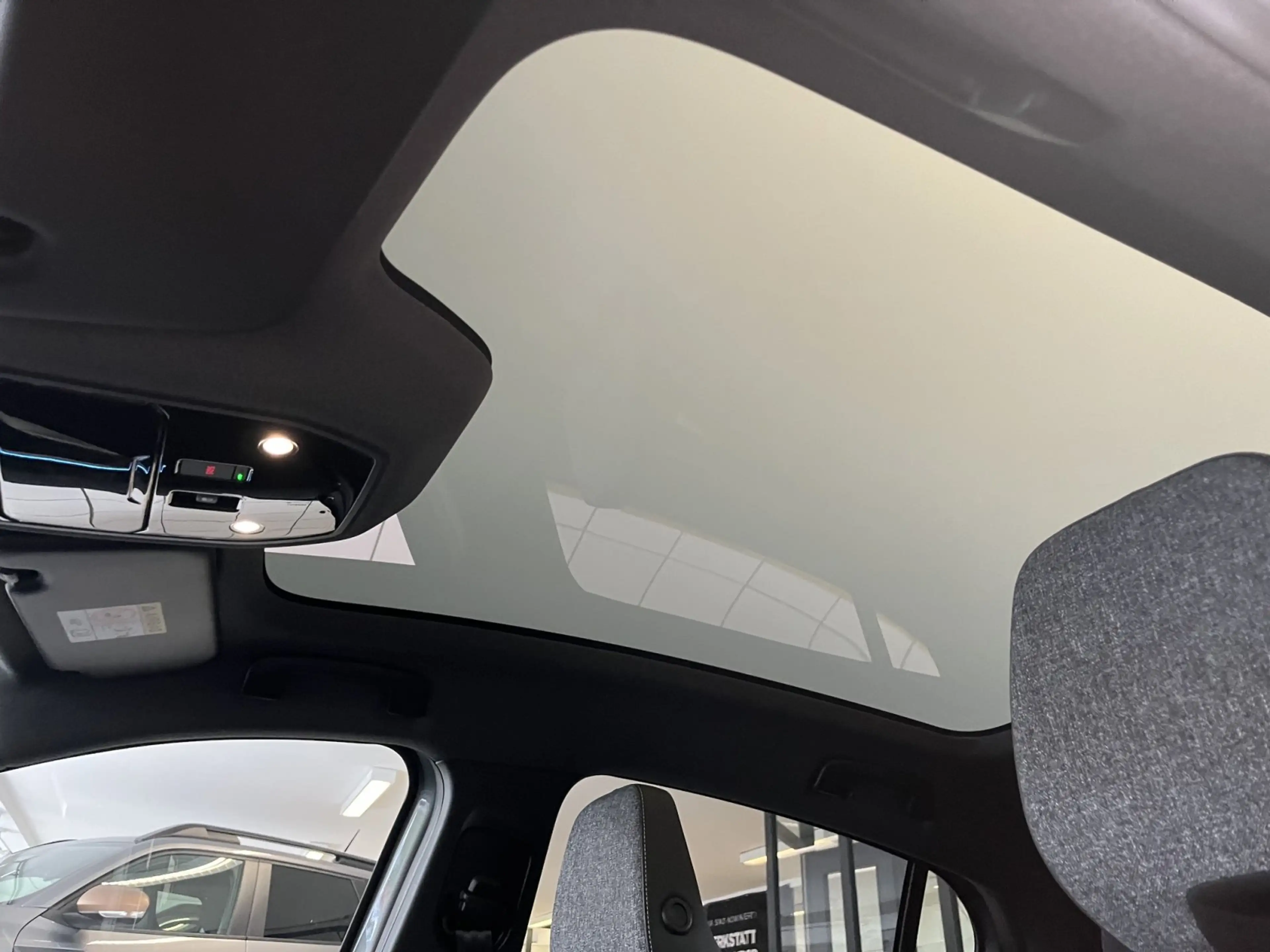 Renault Rafale 1.2 E-TECH Hybrid 200 Techno (EURO 6e) — photo 6