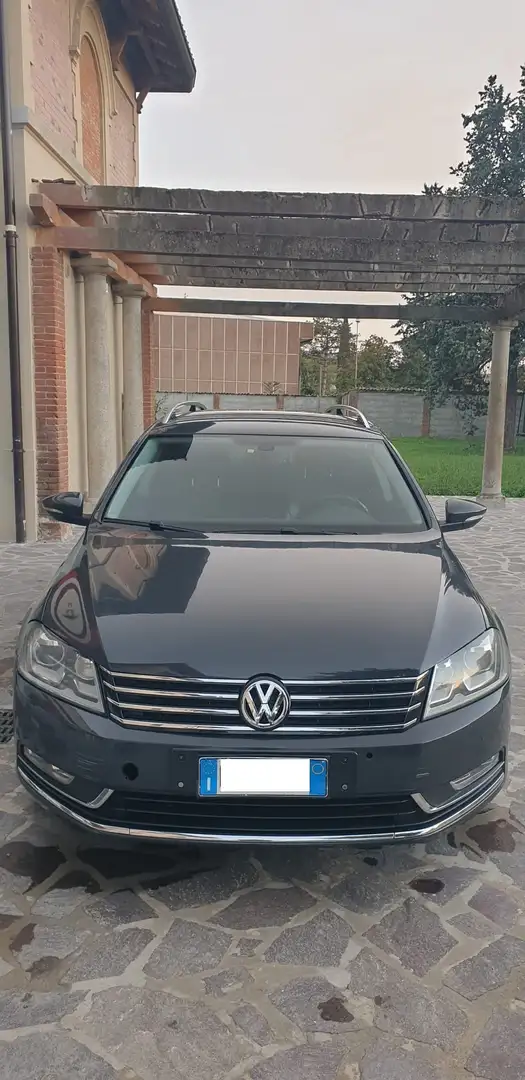 Volkswagen Passat Variant 2011 Variant1.4 TSI Comfortline ecofuel 150 CV dsg Schwarz - 1