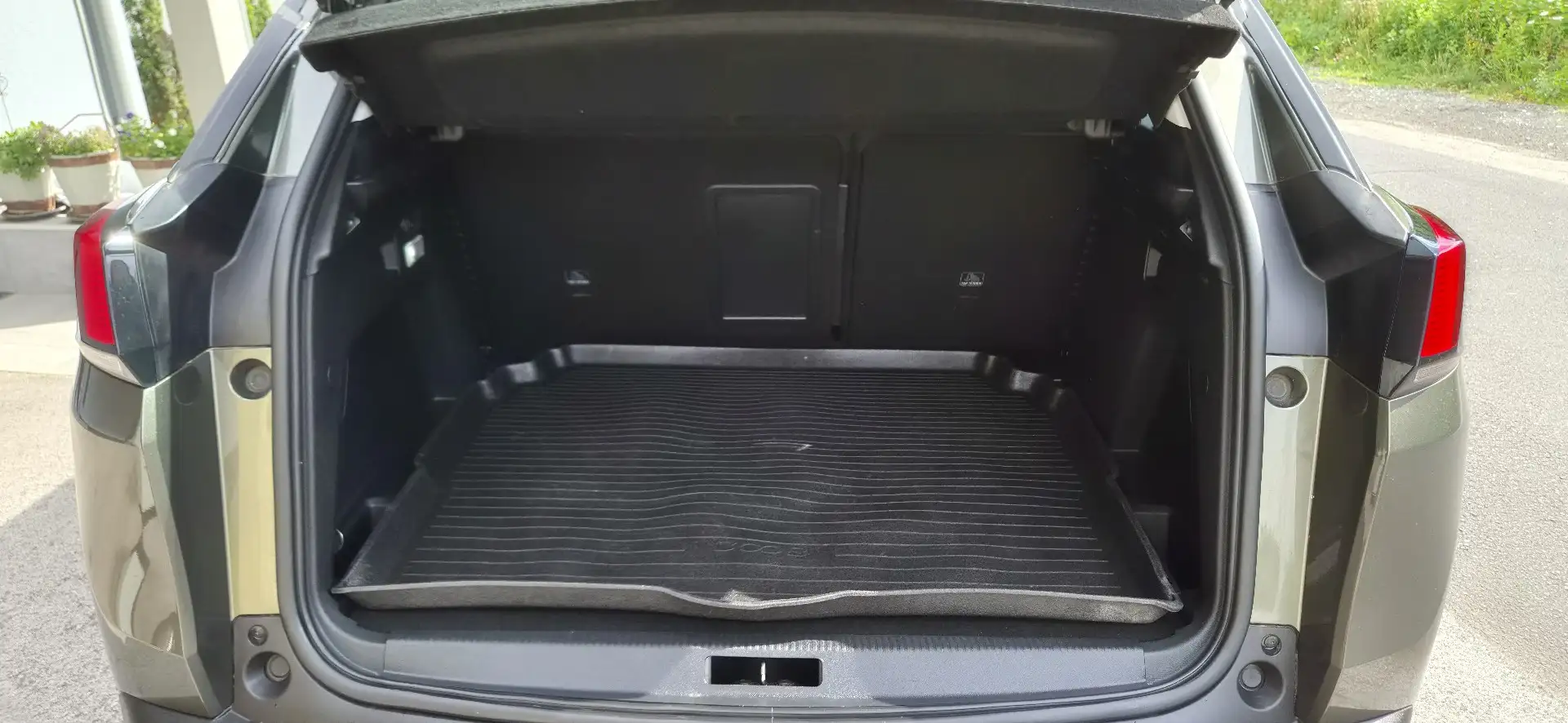 Peugeot 5008 1,6 BlueHDI 120 S&S 6-Gang Active - 2