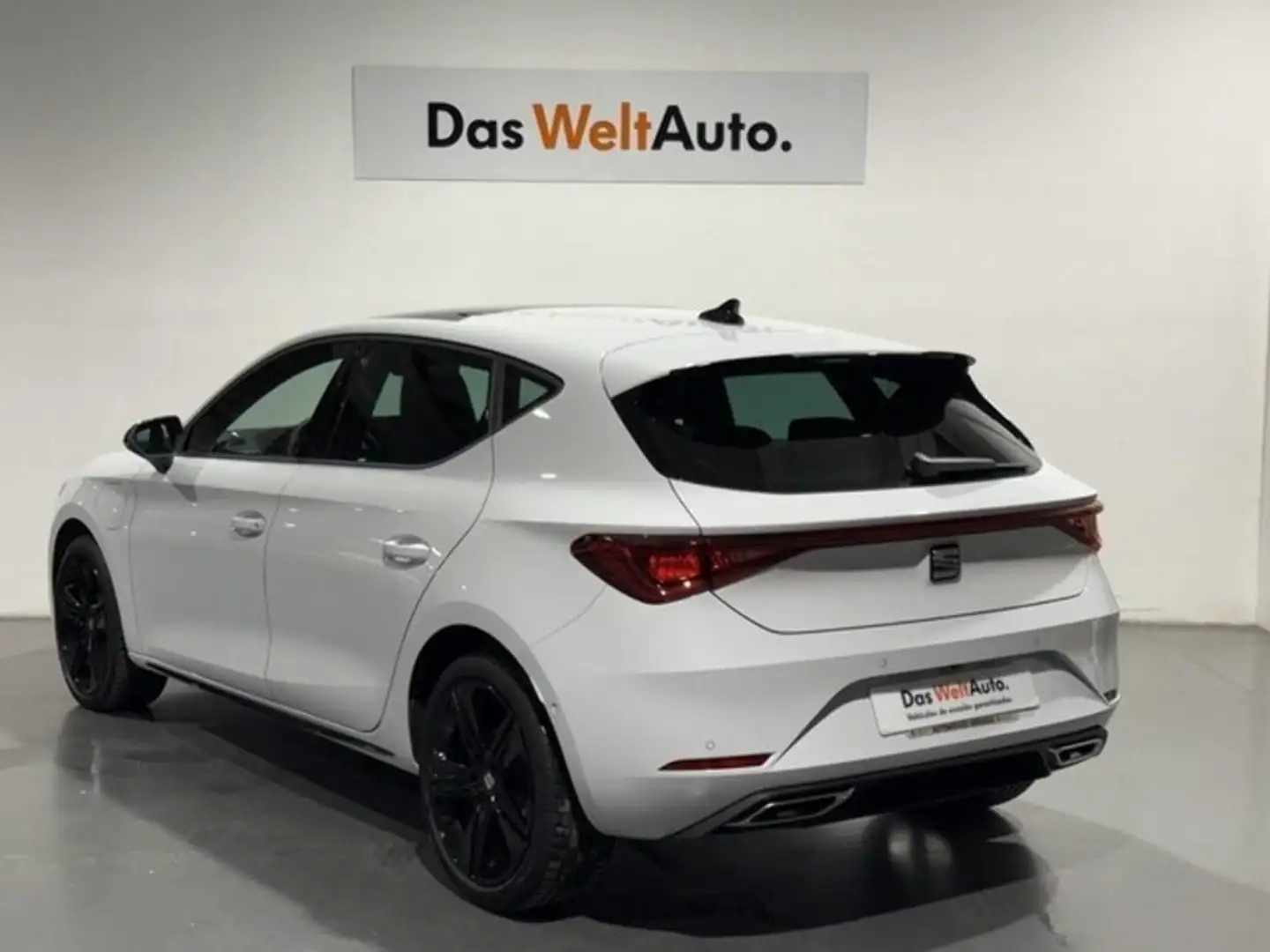 SEAT Leon 1.5 e-Hybrid S&S FR XM DSG-6 204 Blanco - 2