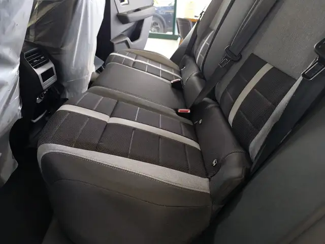 Opel Grandland view 14