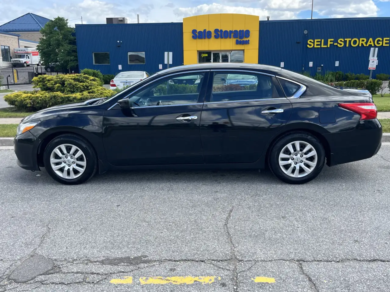 Nissan Altima снимка Nissan Altima