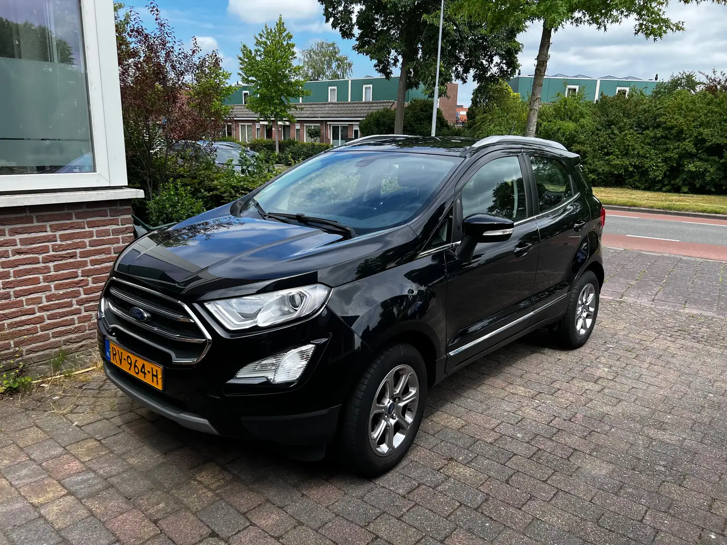 Ford EcoSport EcoSport 1.0 EB Titanium Zwart - 1