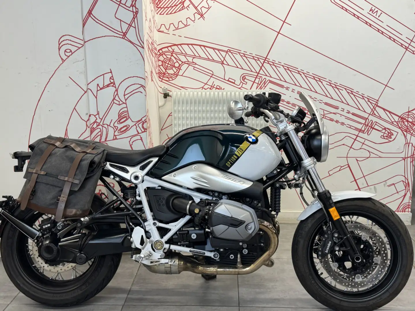 BMW R nineT Alb - 1