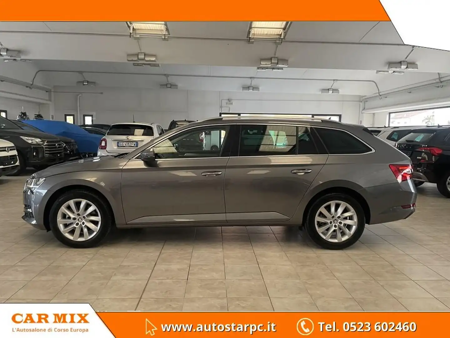 Skoda Superb Wagon 2.0 tdi evo scr Executive 150cv dsg my20 + Grigio - 2
