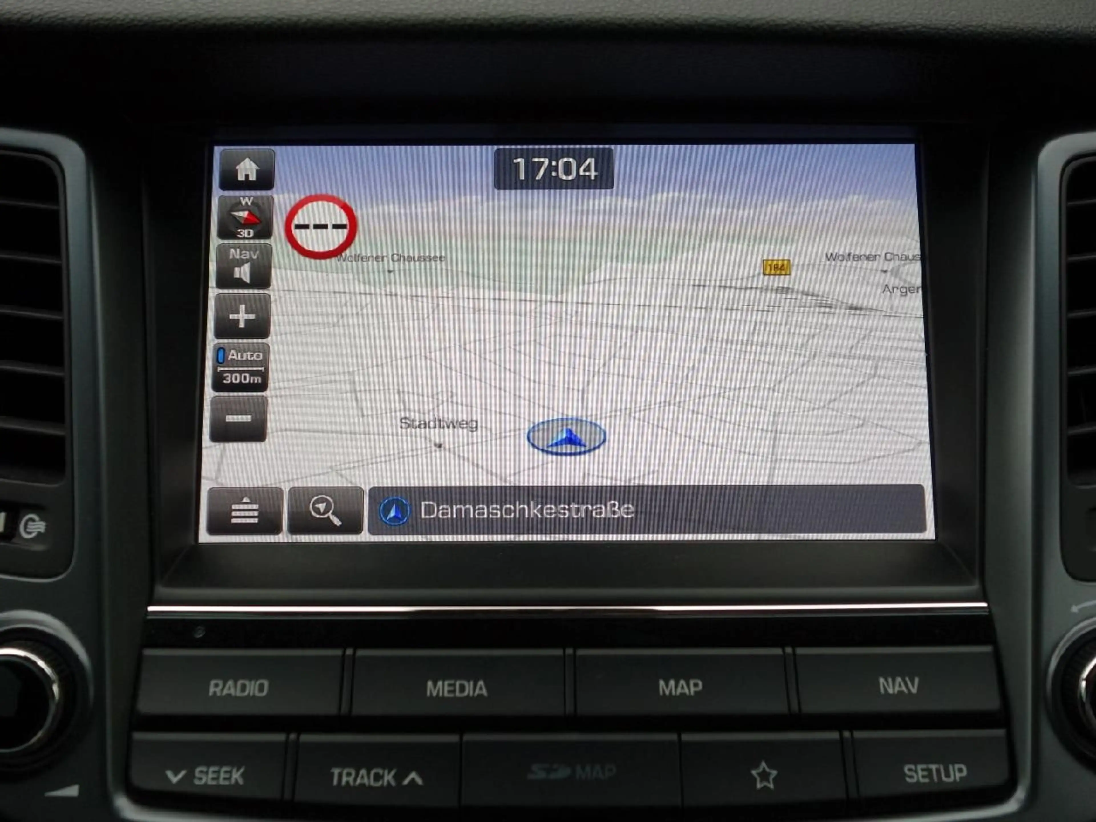 Hyundai TUCSON Passion + 2WD Autom NAVI DAB Winterp — photo 20
