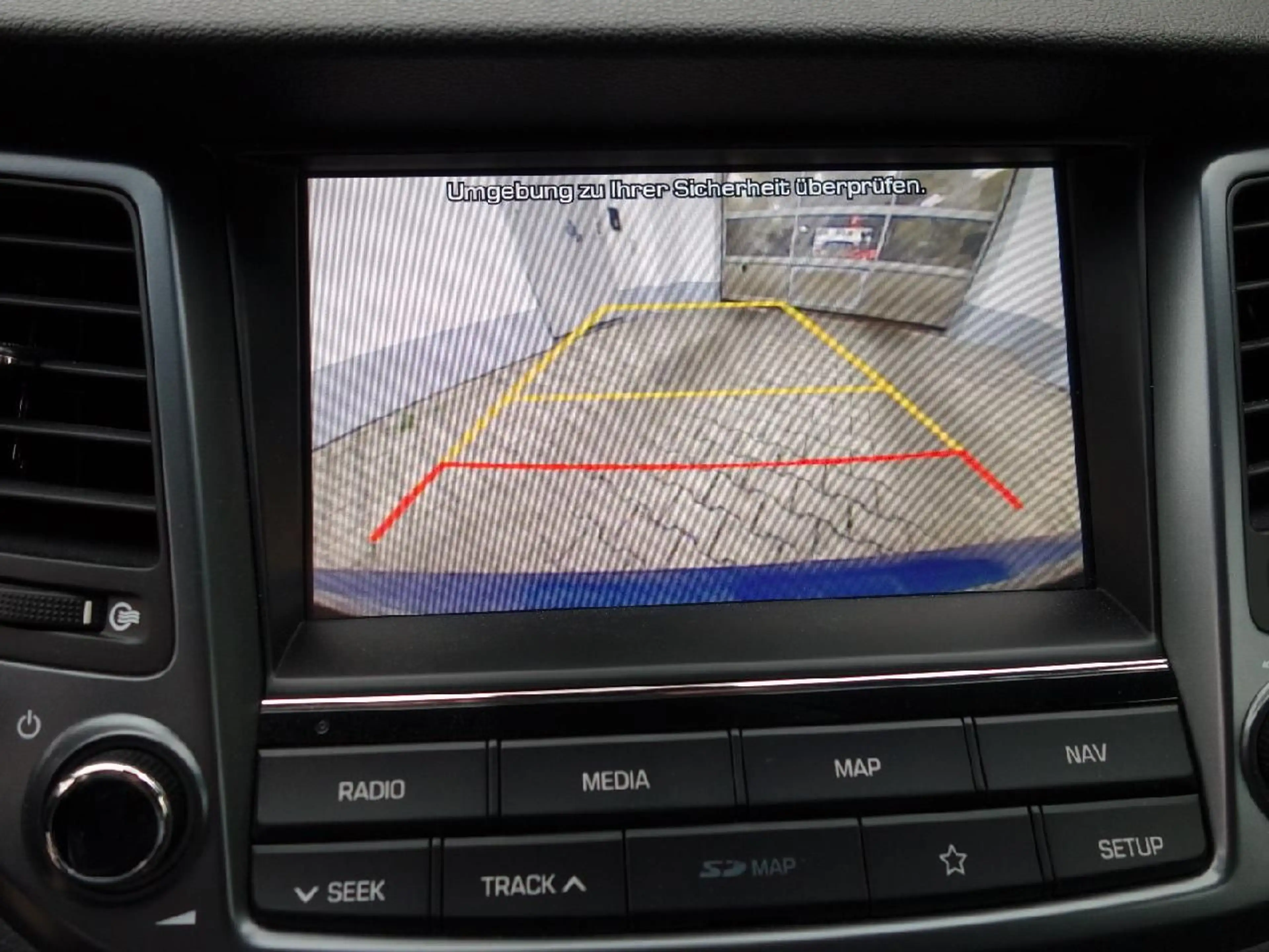 Hyundai TUCSON Passion + 2WD Autom NAVI DAB Winterp — photo 21