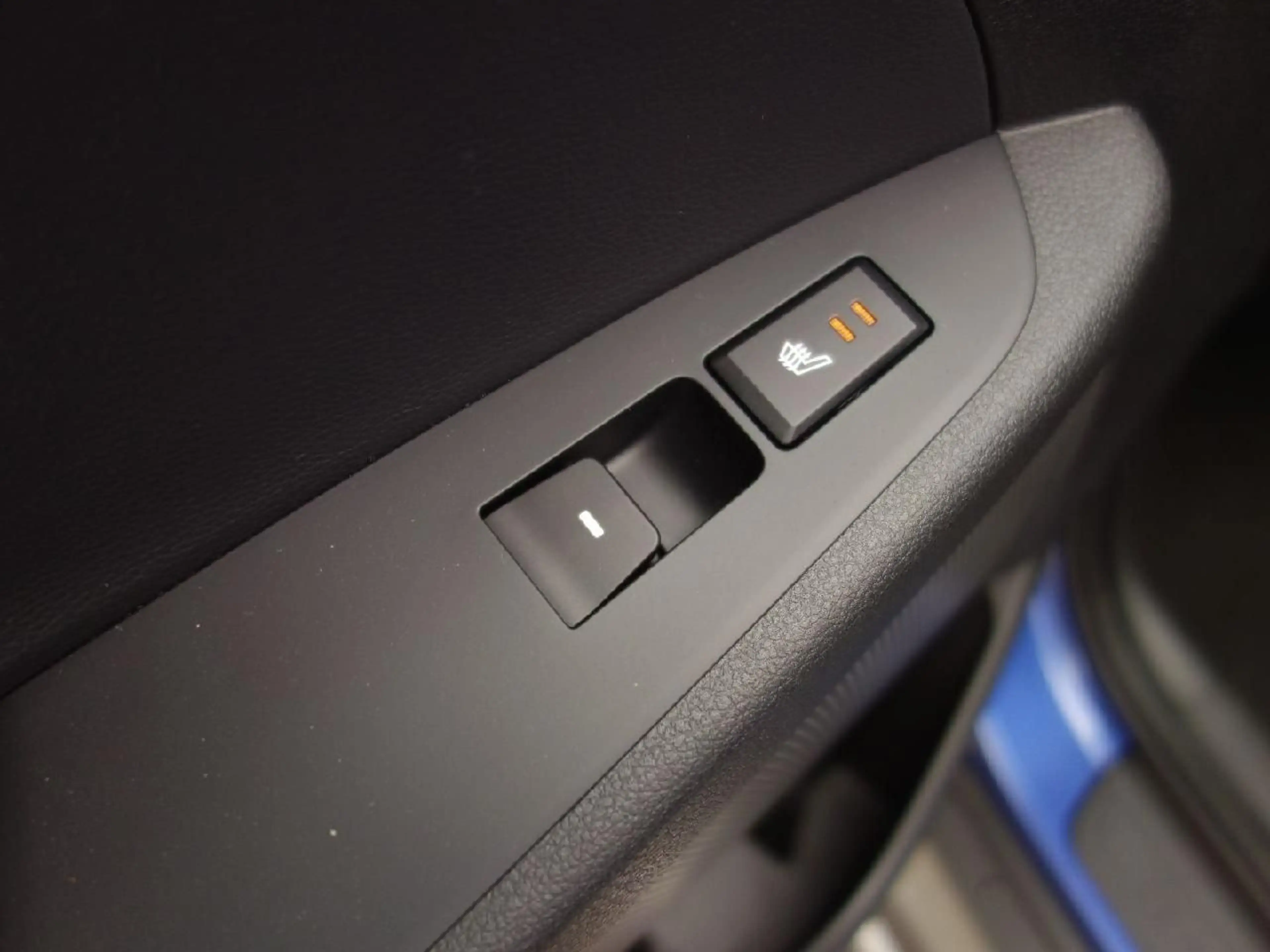 Hyundai TUCSON Passion + 2WD Autom NAVI DAB Winterp — photo 24