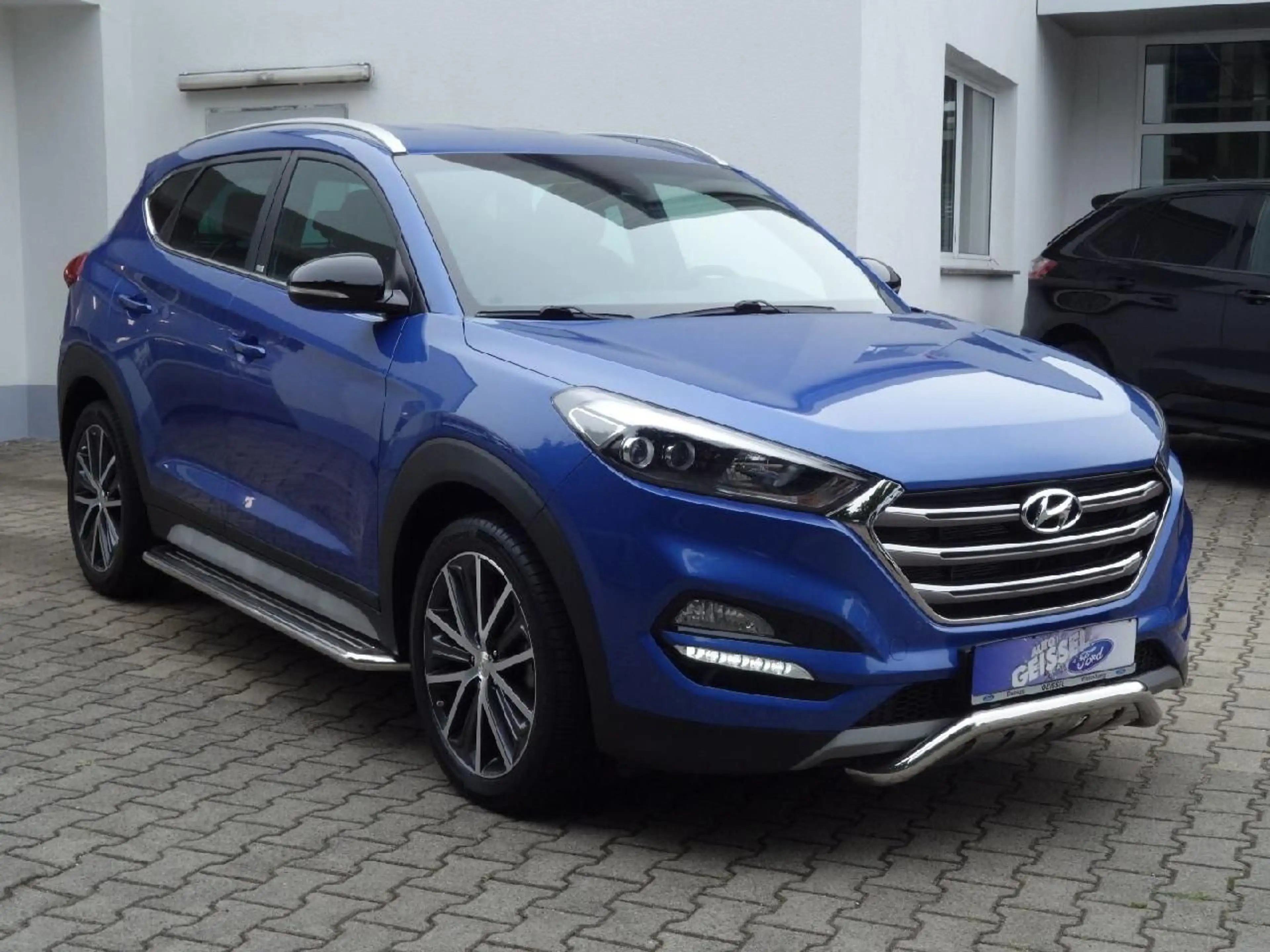 Hyundai TUCSON Passion + 2WD Autom NAVI DAB Winterp