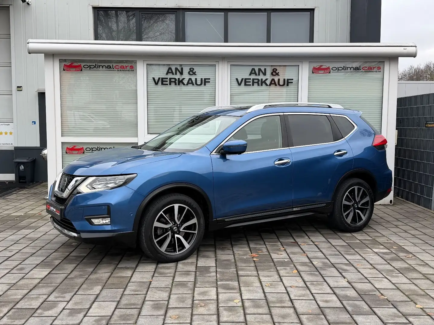 Nissan X-Trail 2.0 Tekna 4x4/PANO/AUT./BOSE/NAVI/360° Blauw - 1